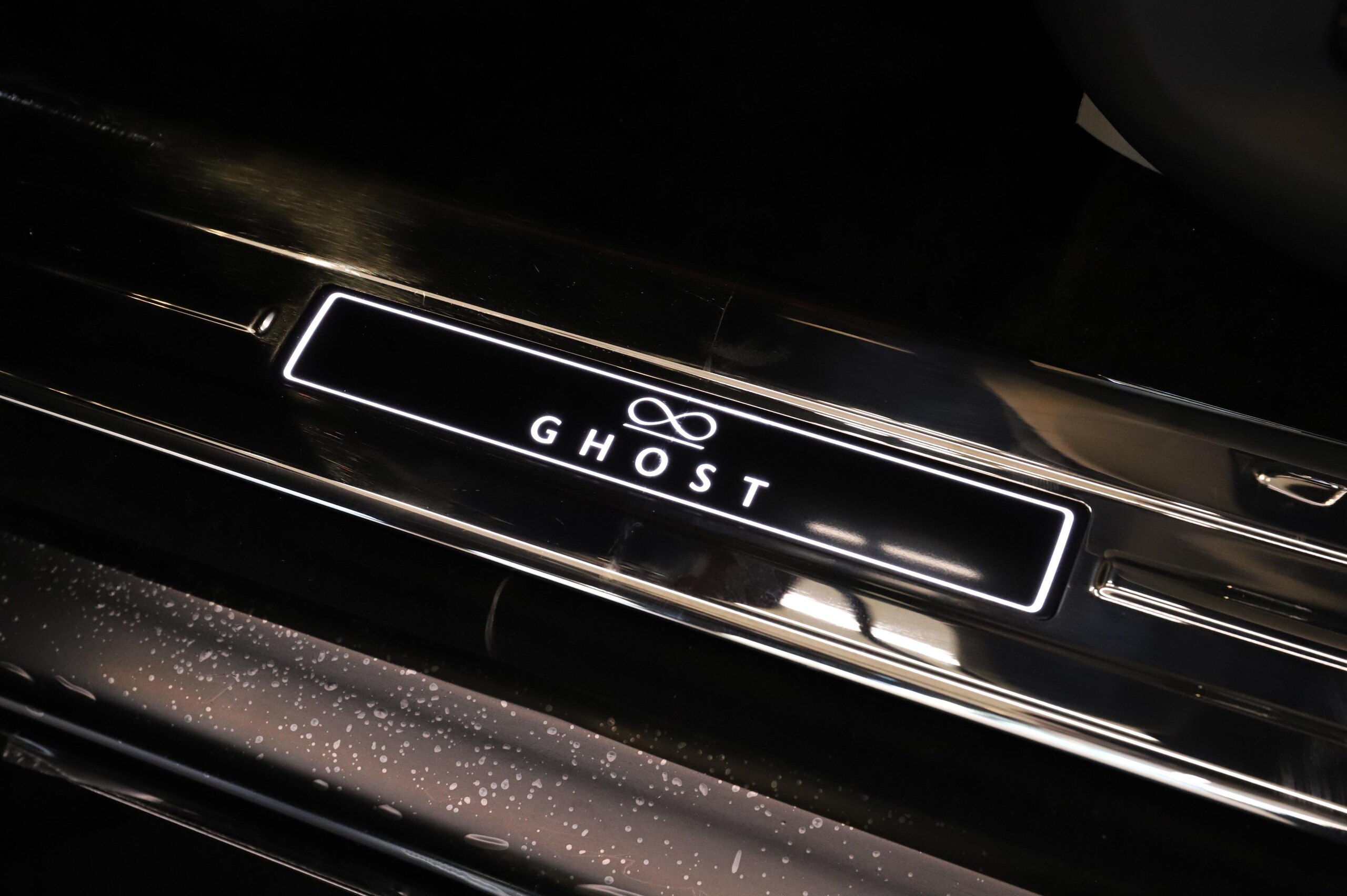 2023 Rolls-Royce Black Badge Ghost