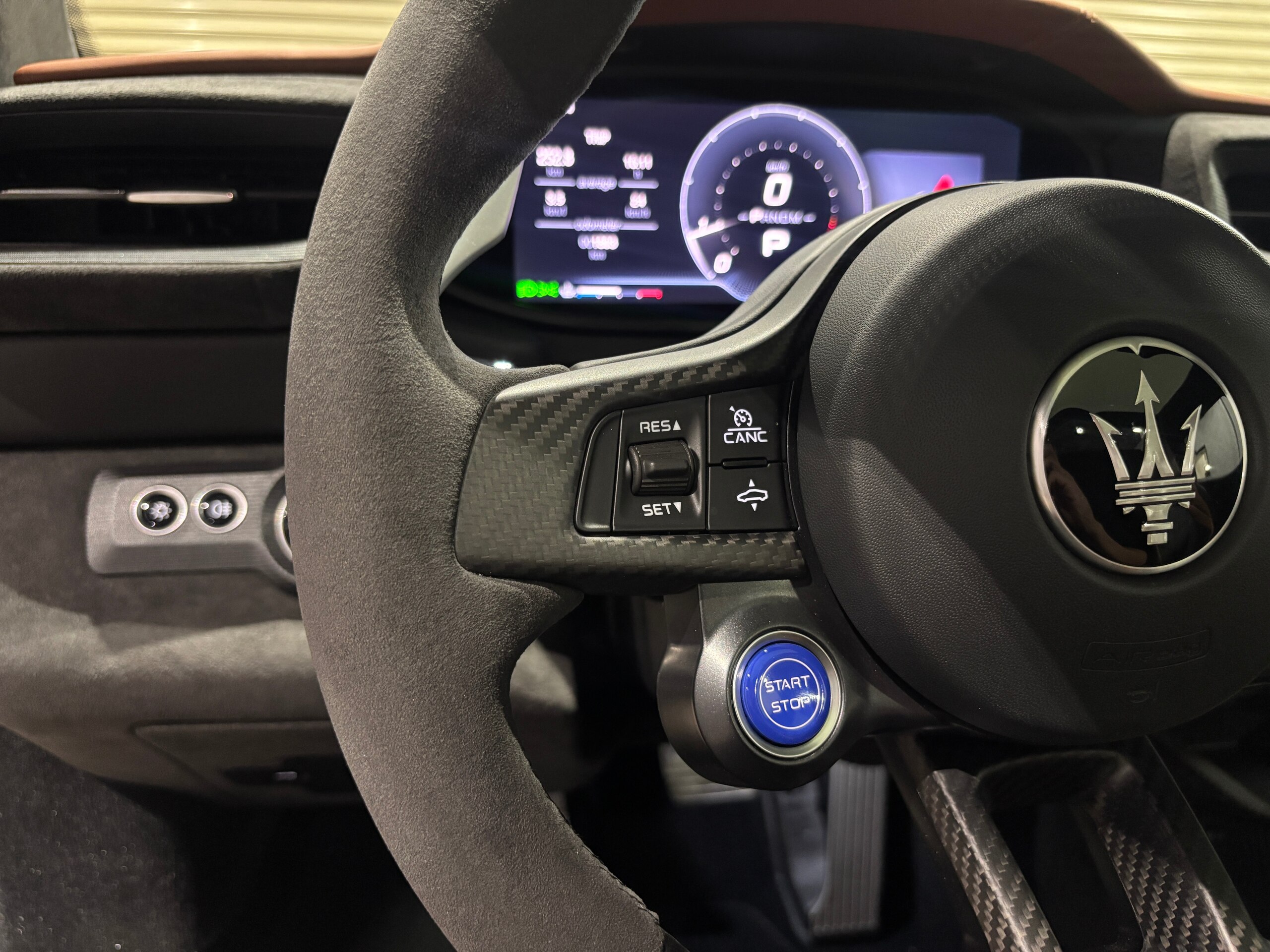 2023 Maserati MC20 Cielo - 2023 مازيراتي MC20 Cielo