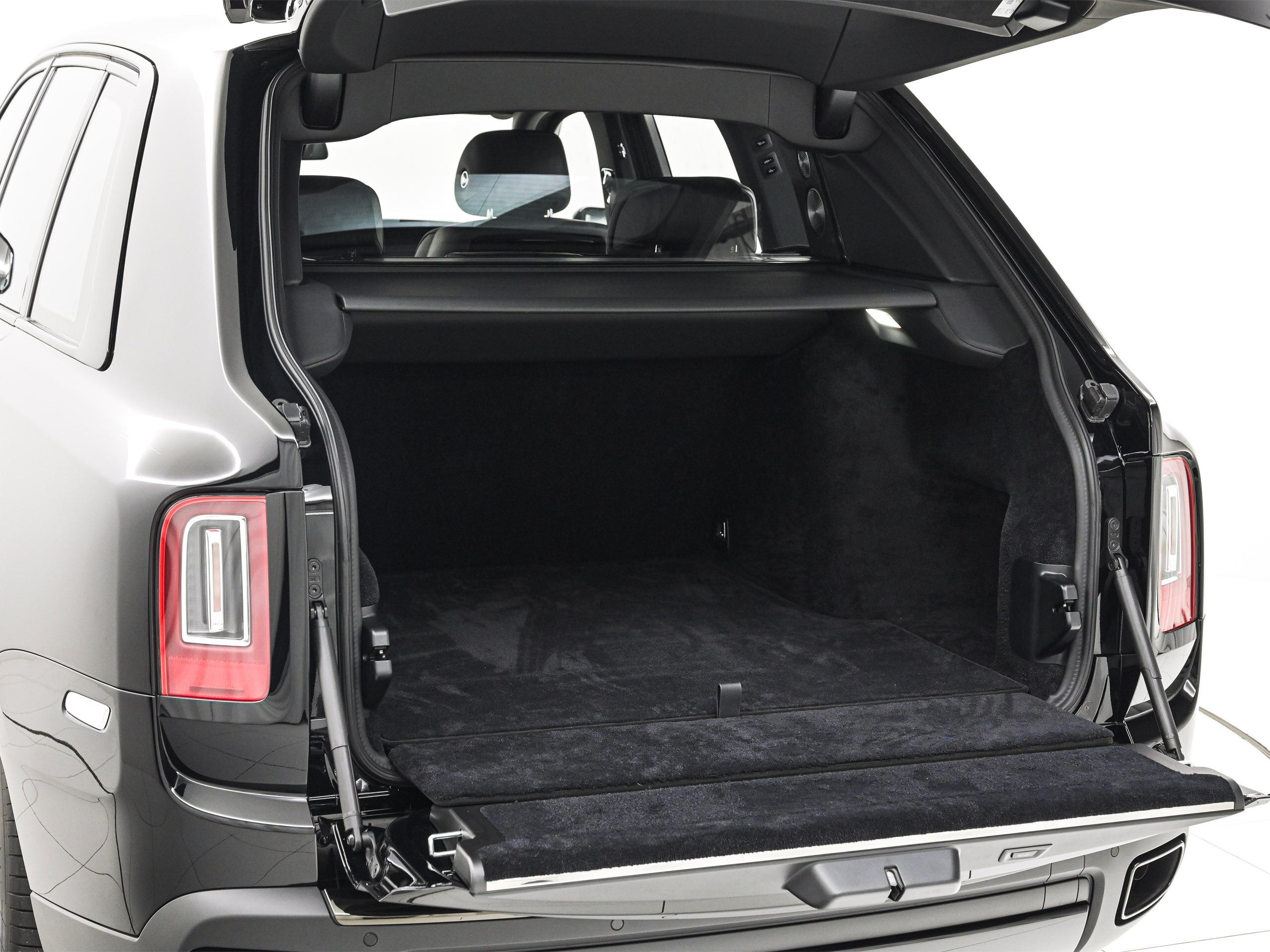 2023 Rolls-Royce Black Badge Cullinan