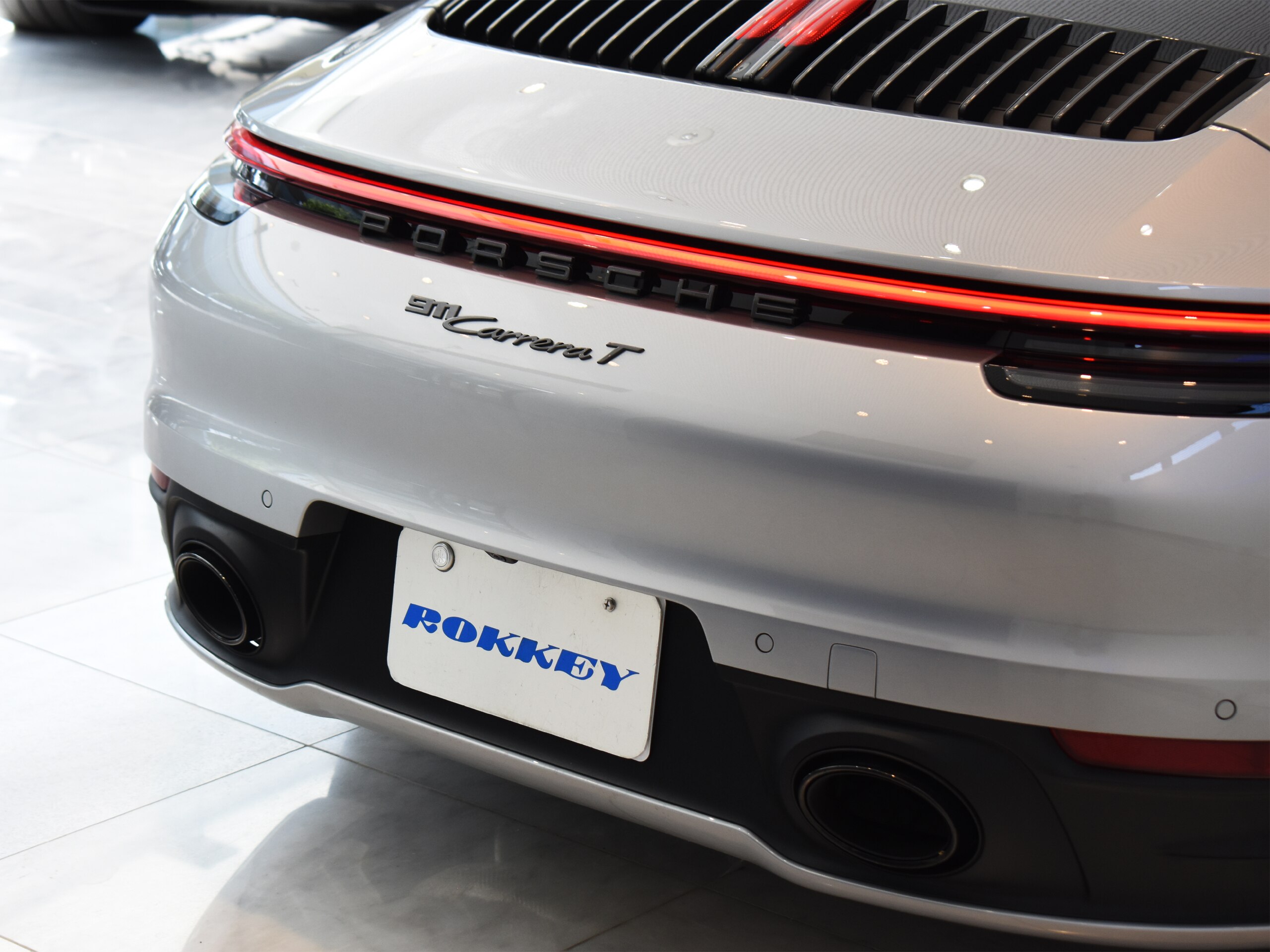 2023 Porsche 911 - ポルシェ 911 カレラT GTシルバー ガラスサンルーフ エクステンデットレザーインテリア Race-Texルーフライニング レーンチェンジアシスト スポクロ スポエグ