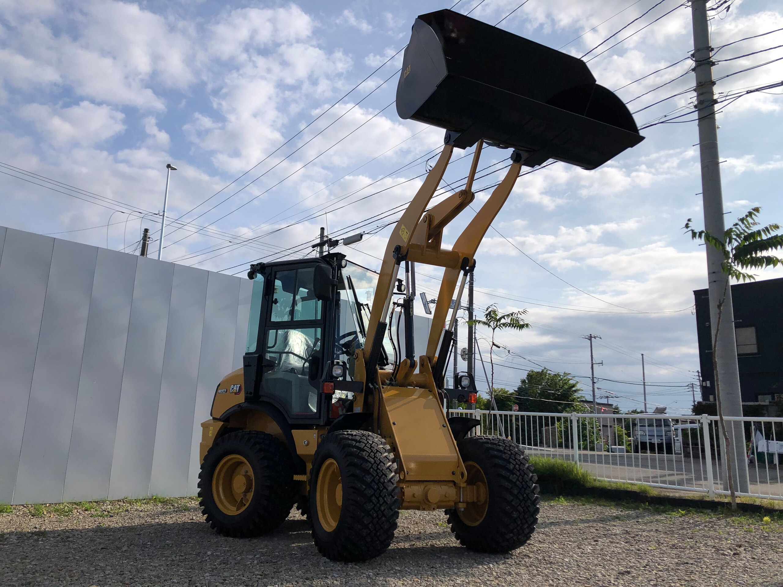 2023 Other Japanese Caterpillar 902C2 Wheel Loader - 国産車その他 キャタピラー902C2ホイルローダー タイヤショベル 稼働時間89アワーメーター 除雪パッケージ 18インチスノースパイクタイヤ