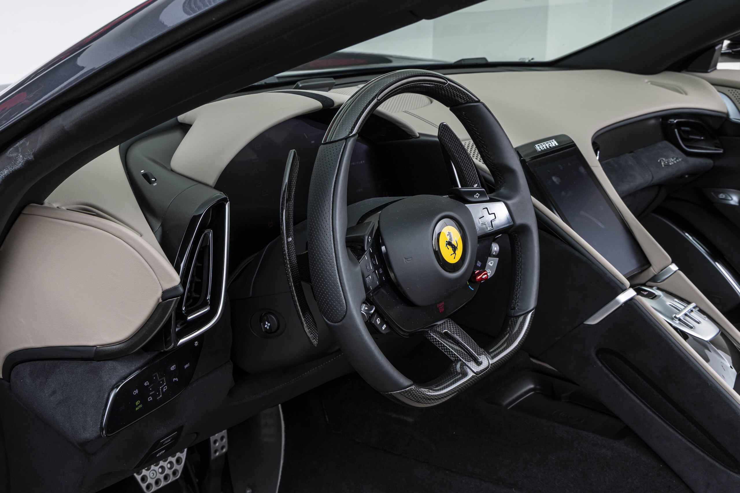 2023 Ferrari RomaSpider - 2023 فيراري RomaSpider
