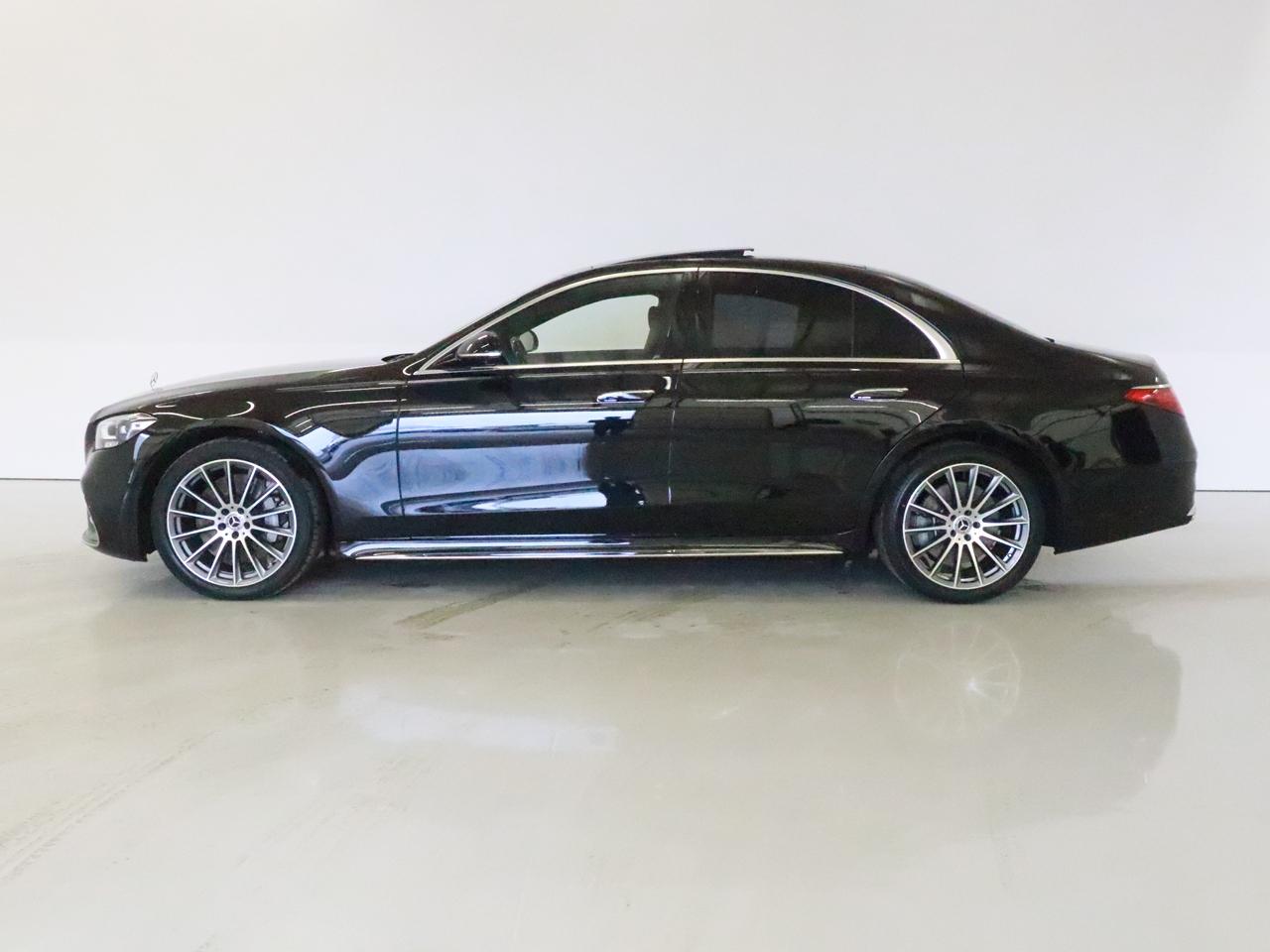S500 4MATIC AMGラインパッケージ・レザーエクスクルーシブパッケージ・ベーシックパッケージ