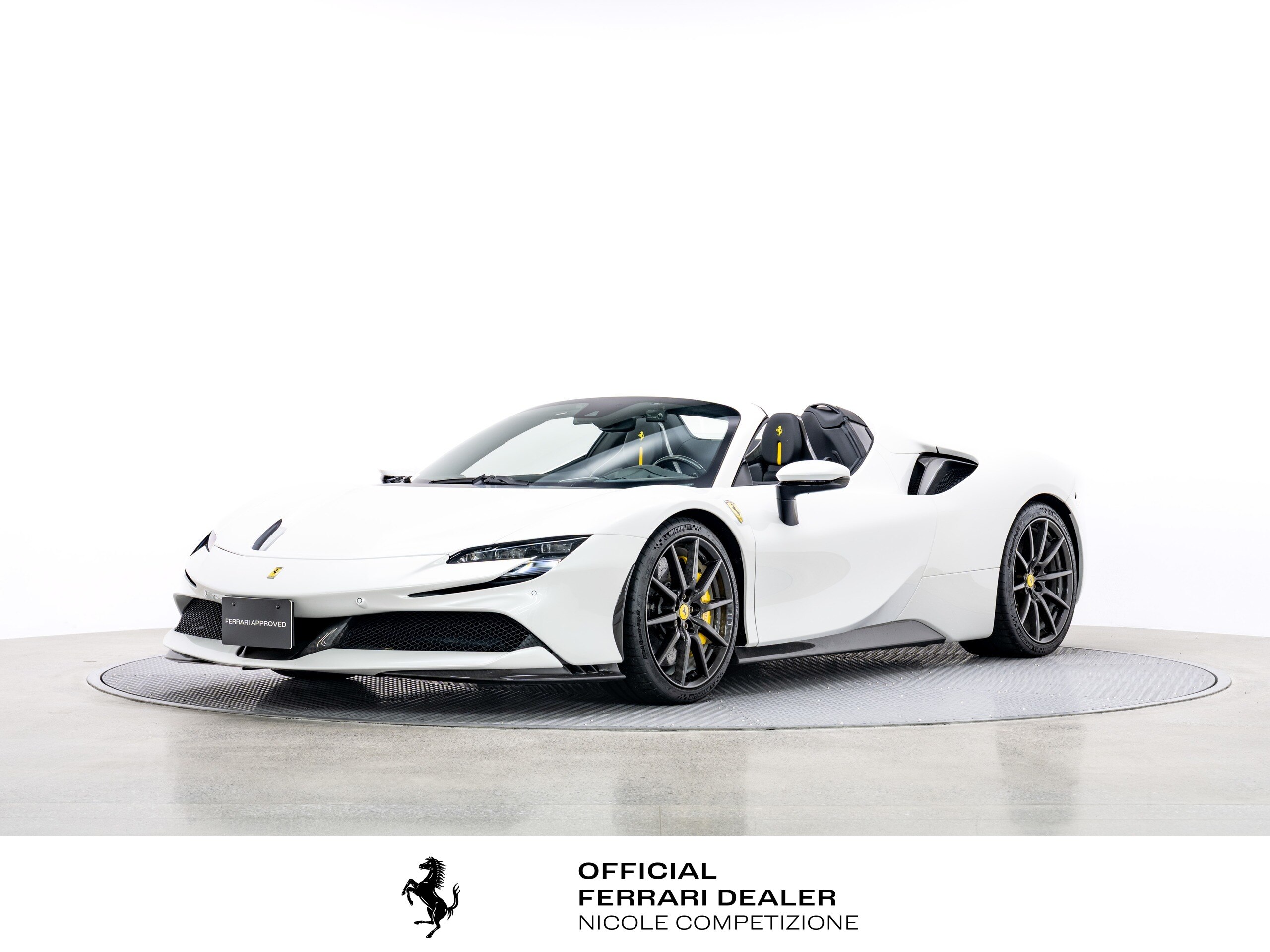 2023 Ferrari SF90Spider - 2023 فيراري SF90Spider