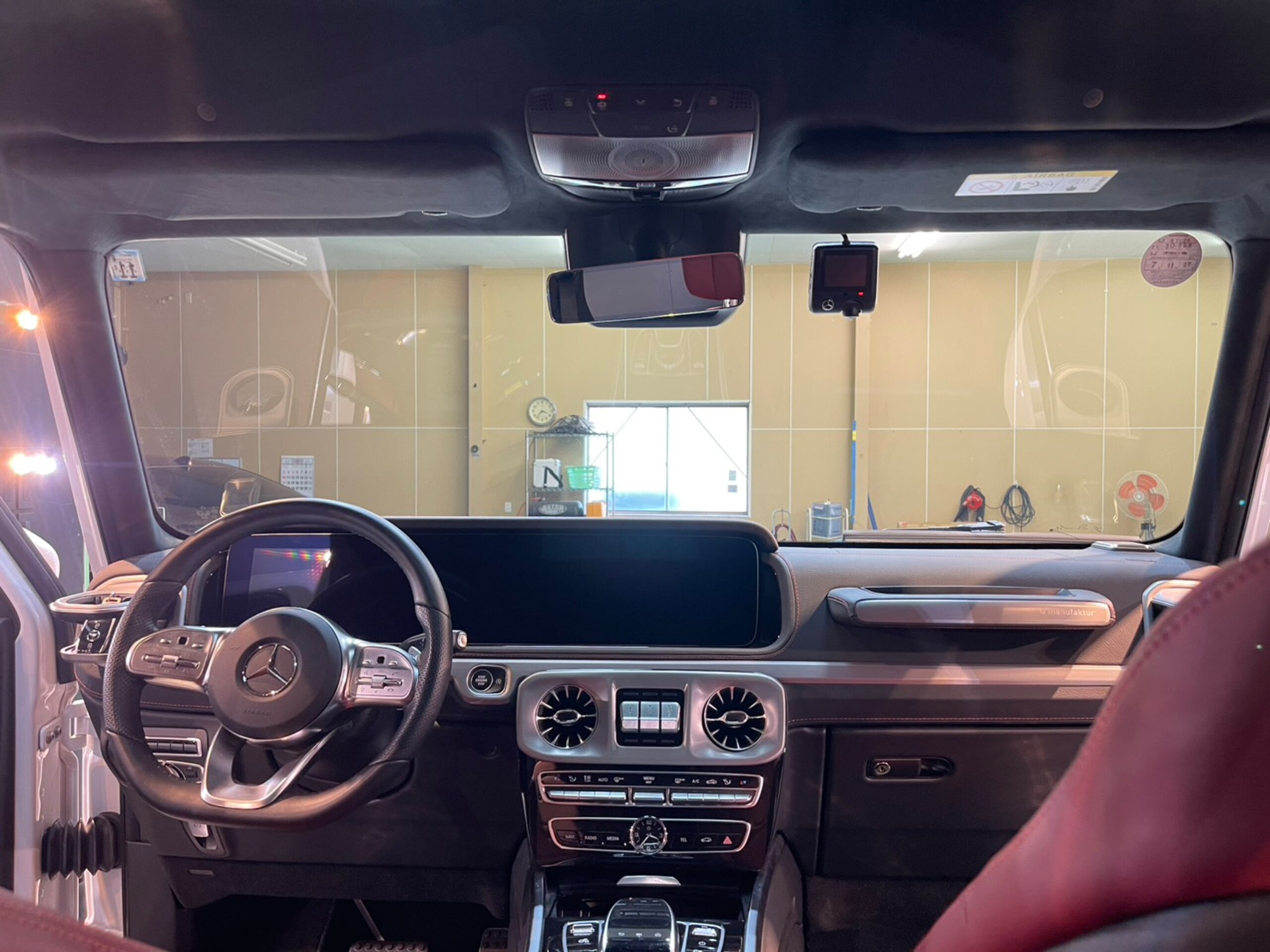 2023 Mercedes-Benz G-Class - メルセデス・ベンツ Gクラス G400d AMGライン ディーゼルターボ 4WD 左ハンドル ダークレッドレザーインテリア マヌファクチャープログラム アダプティブダンピングサス 正規ブラバス23インチアルミホイール サンルーフ