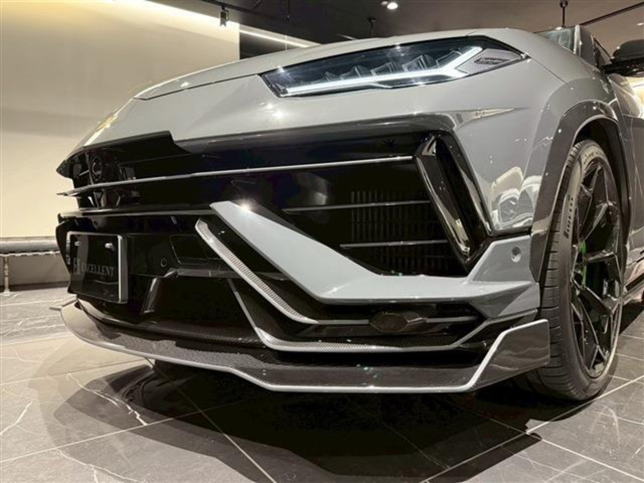 2023 Lamborghini Urus - 2023 لامبورغيني Urus