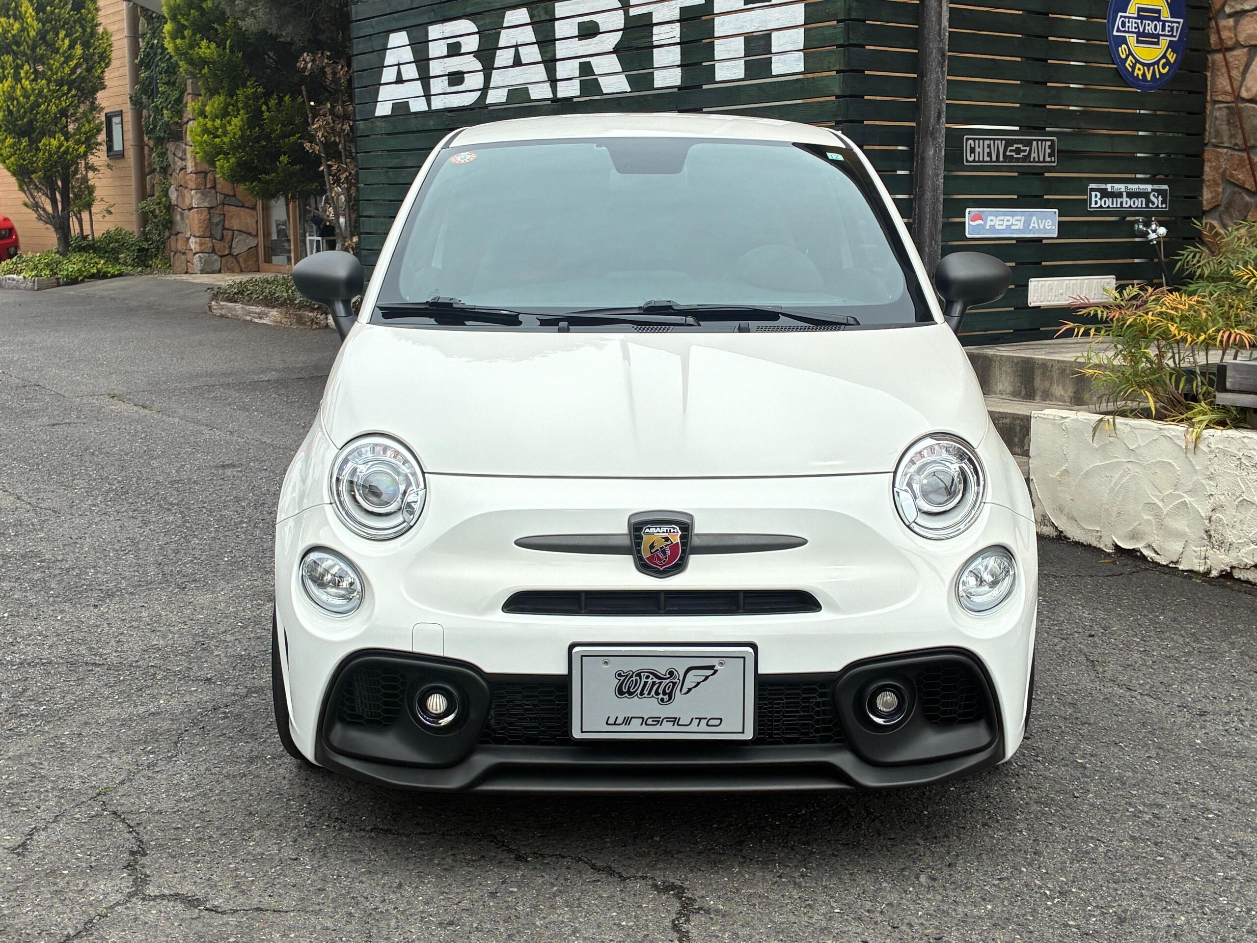 2023 Abarth 695