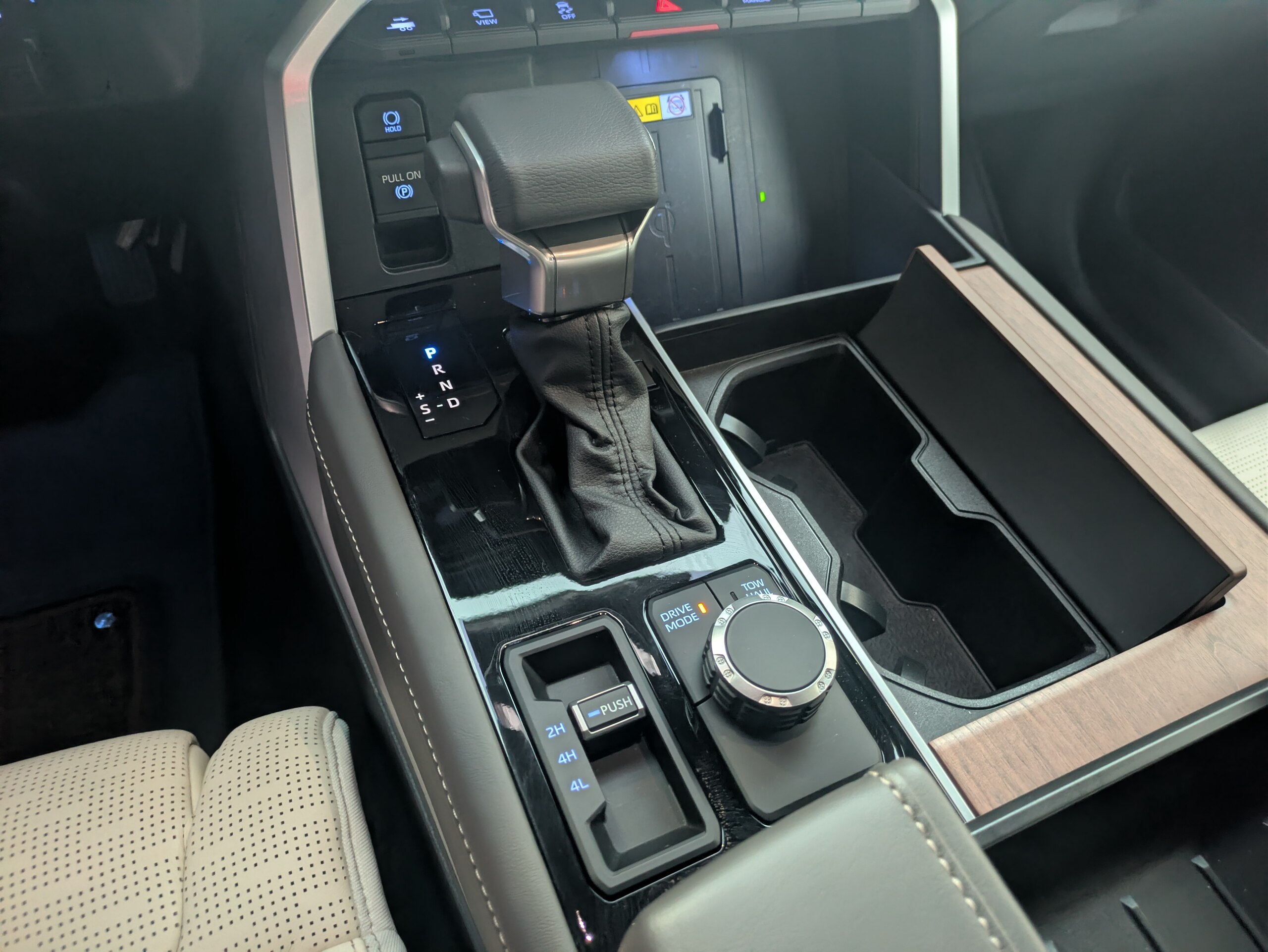2023 Toyota Tundra - 2023 تويوتا Tundra