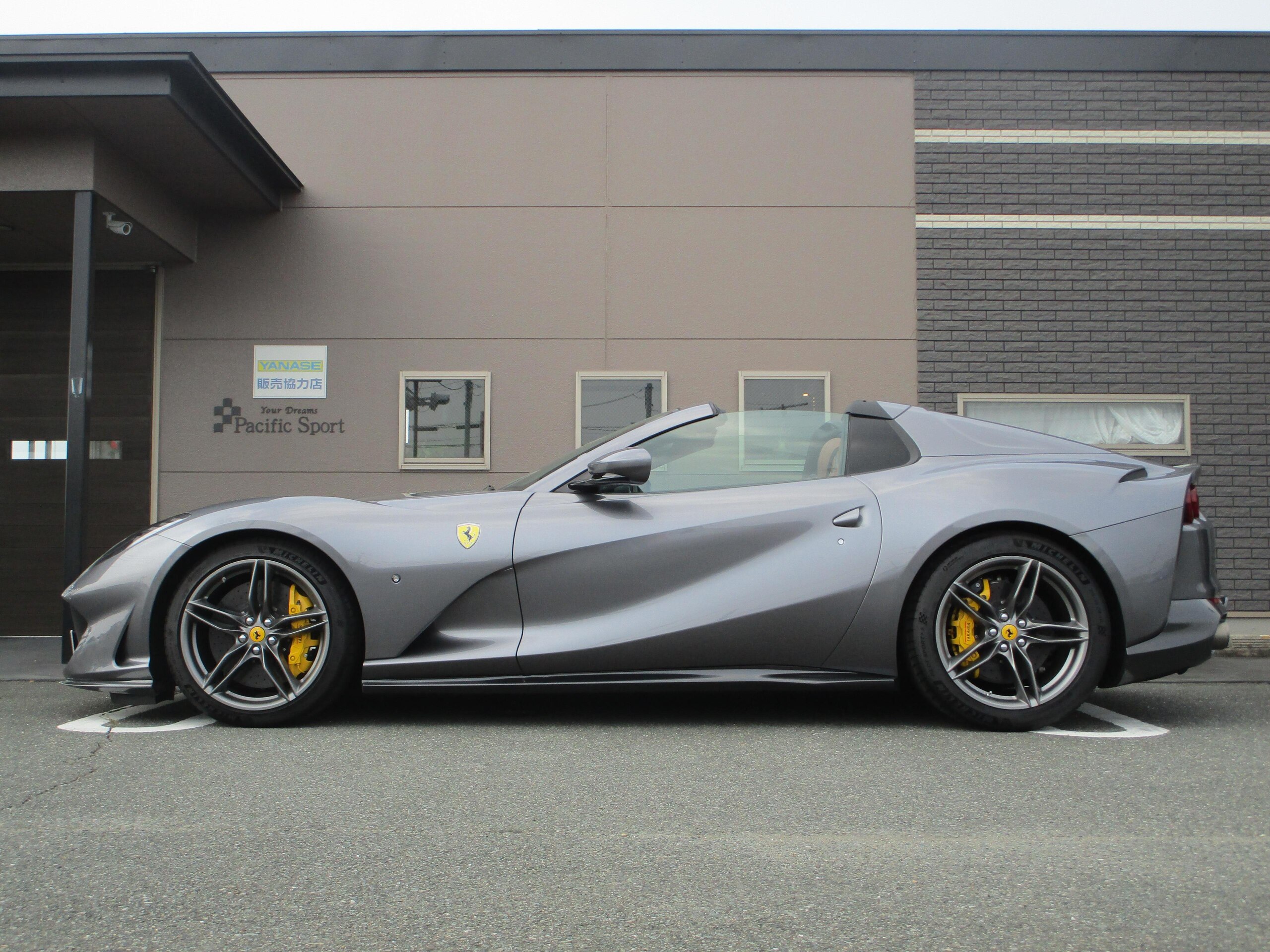 2023 Ferrari 812GTS - フェラーリ 812GTS F1 DCT 法人1オーナー/左H/フルPPF/SPカラー