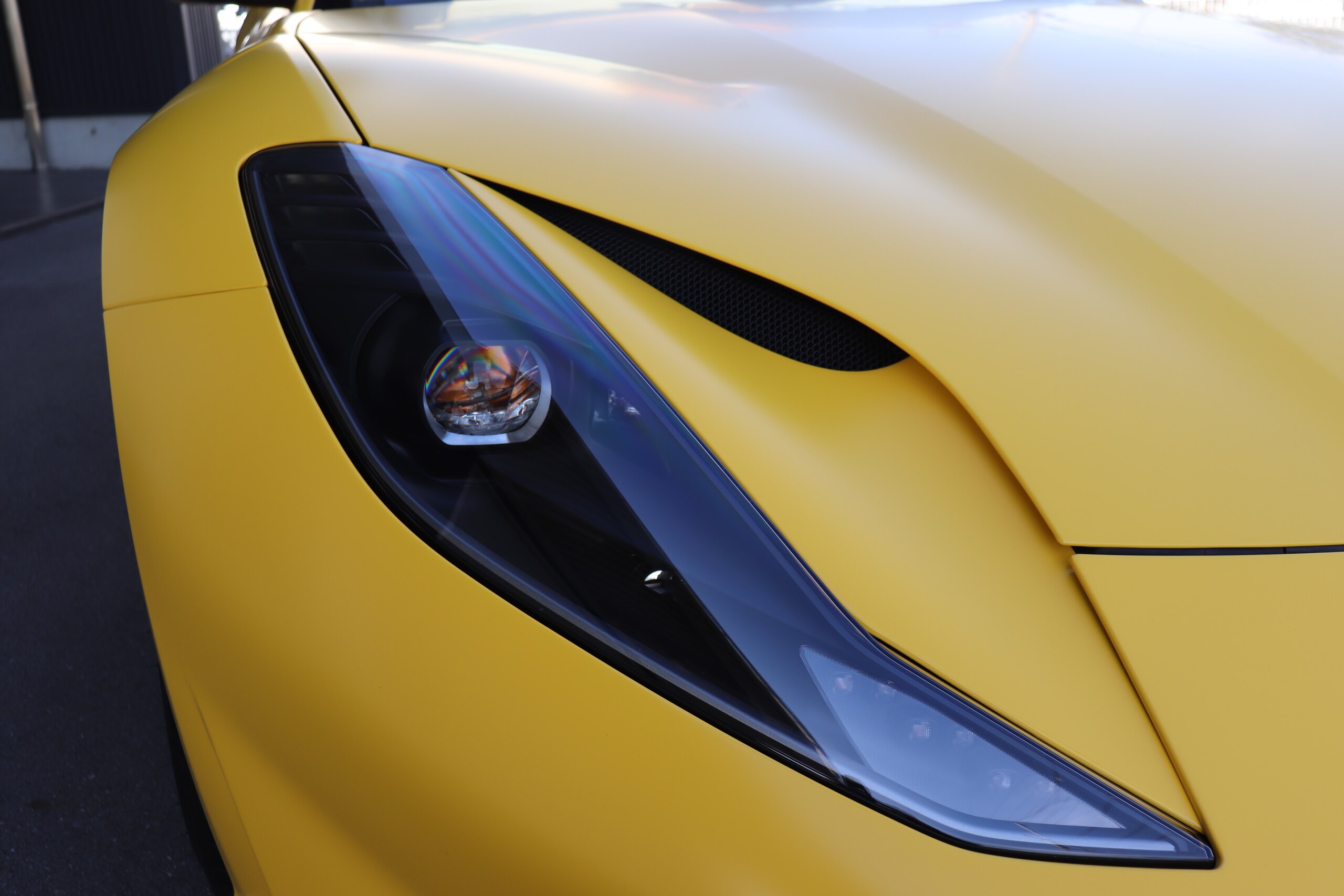 2023 Ferrari 812GTS - フェラーリ 812GTS F1 DCT GIALLO MODENA/XPEL STEALTH全面施工済/カーボンファイバーインテリア/デイトナレーシングシート/マットブラック鍛造ホイール/SBLファンクション付きアダプティブヘッドライト/サスペンションリフター