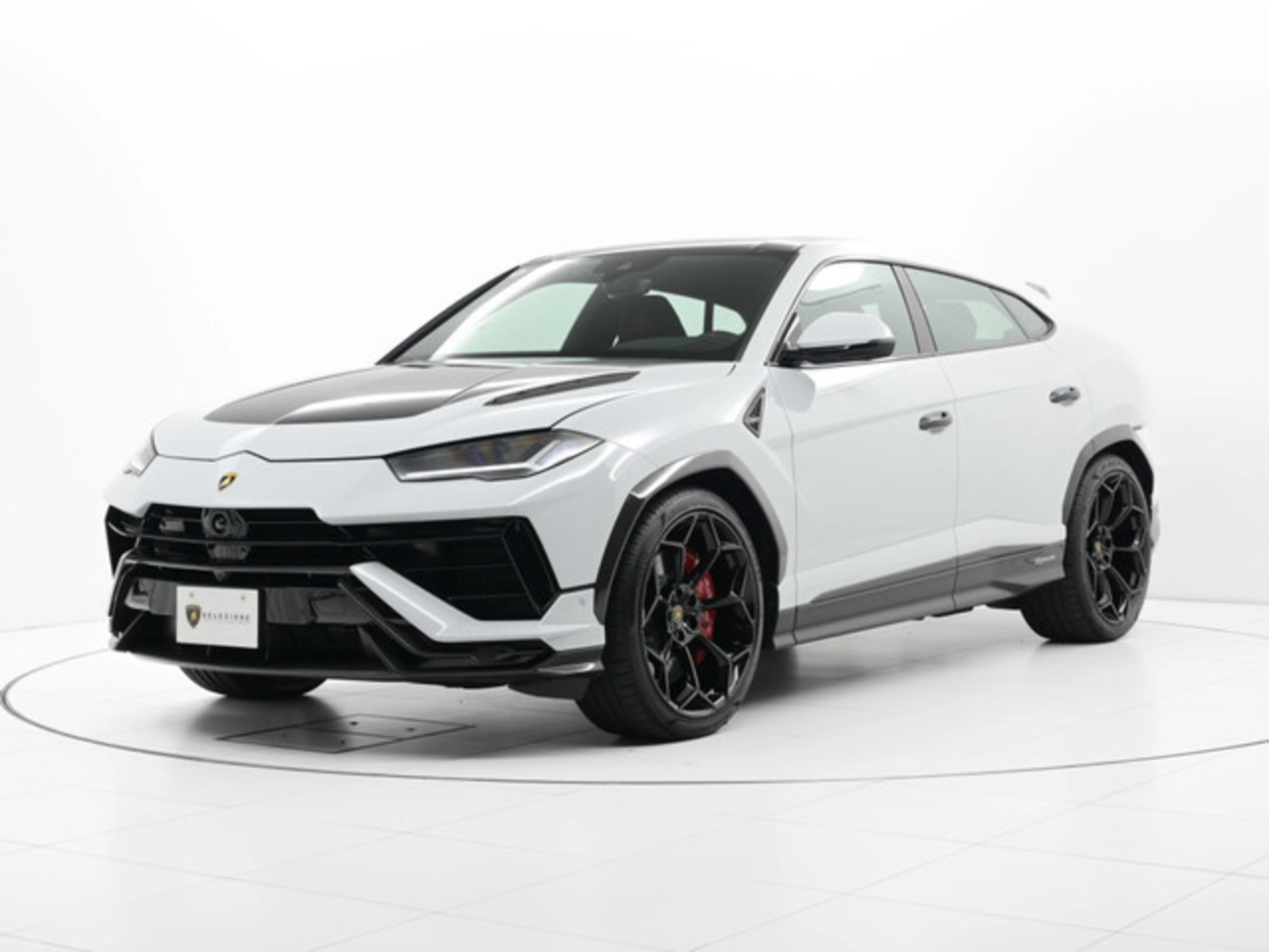 2023 Lamborghini Urus - 2023 لامبورغيني Urus