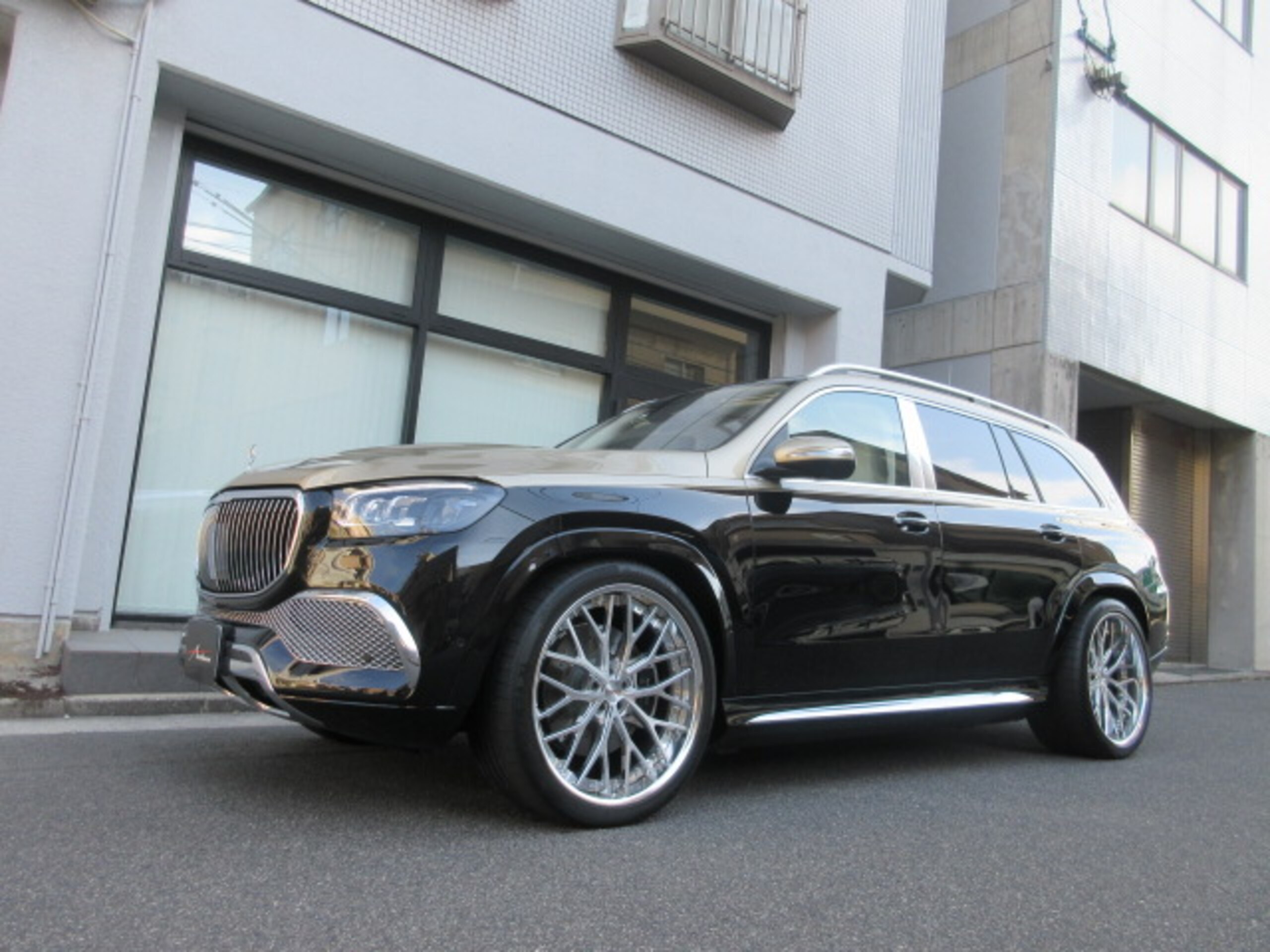 2023 Mercedes-Maybach GLS - メルセデス・マイバッハ GLS 600 4マチック (ISG搭載モデル) 4WD クリスタルホワイトレザー D車 禁煙車