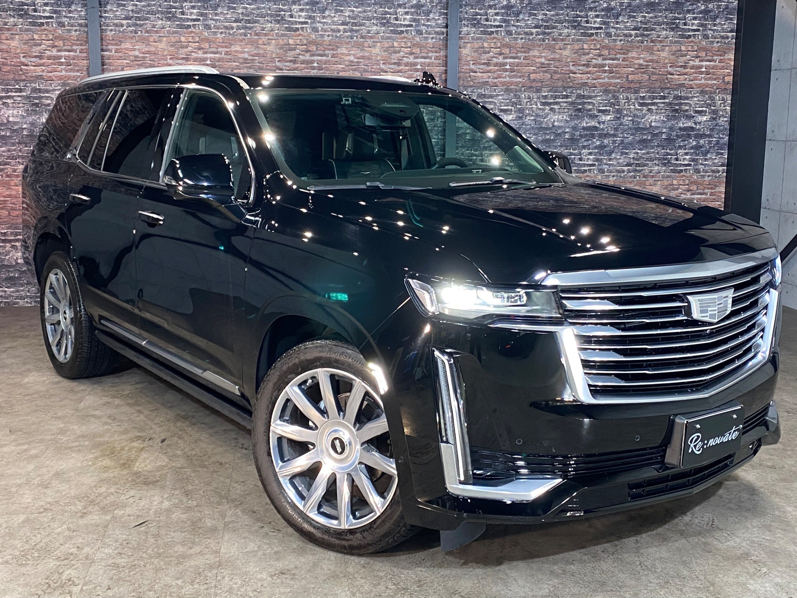 2023 Cadillac Escalade - キャデラック エスカレード プラチナム 4WD 冷蔵庫/パノラミックルーフ/後席モニター