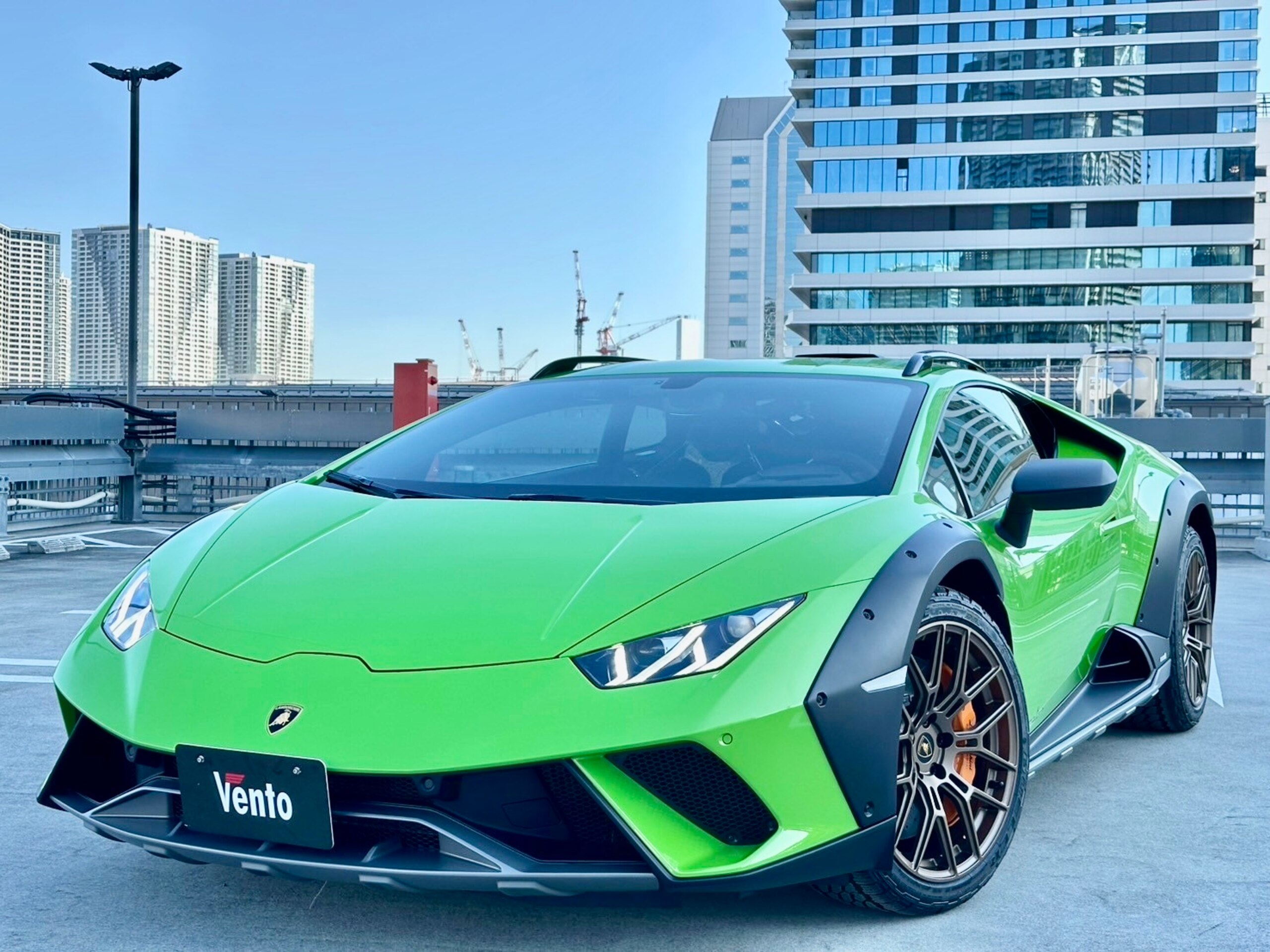 2023 Lamborghini Huracan Sterrato - 2023 لامبورغيني Huracan Sterrato
