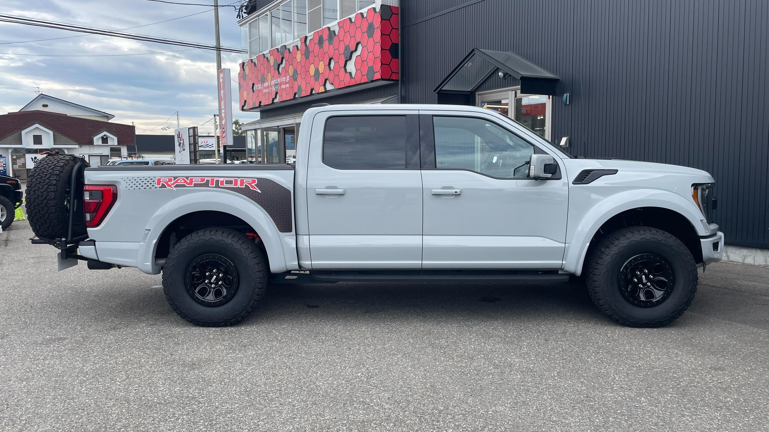2023 Ford F-150 - 2023 فورد F-150
