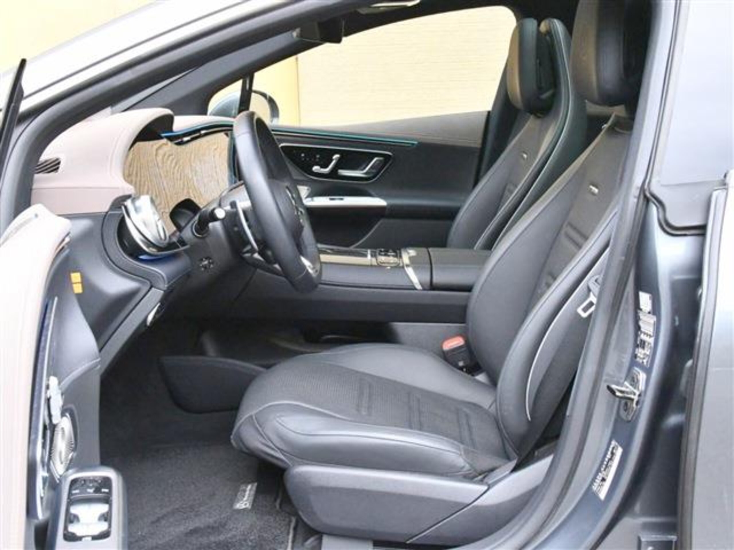 2024 Mercedes-AMG EQE