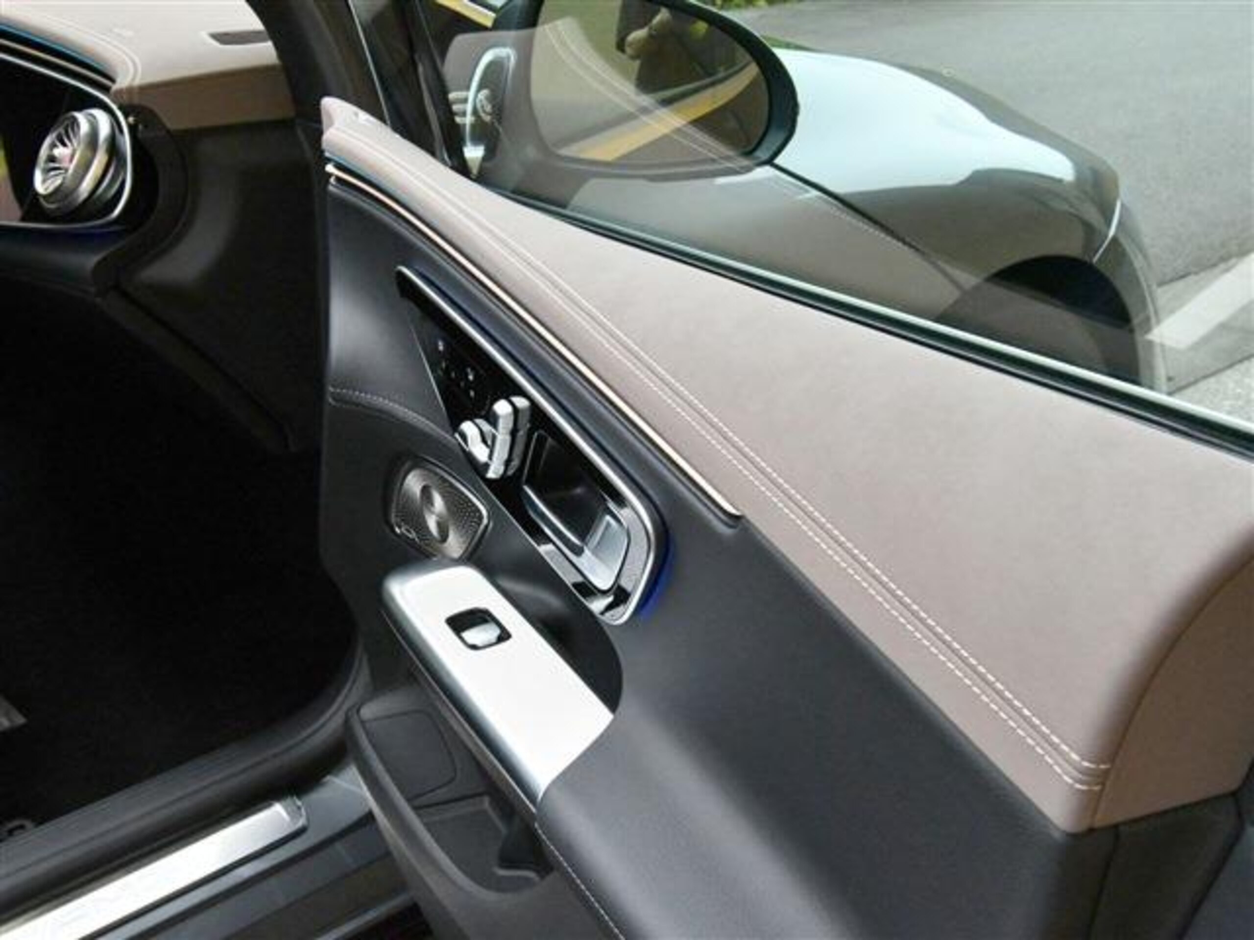 2024 Mercedes-AMG EQE