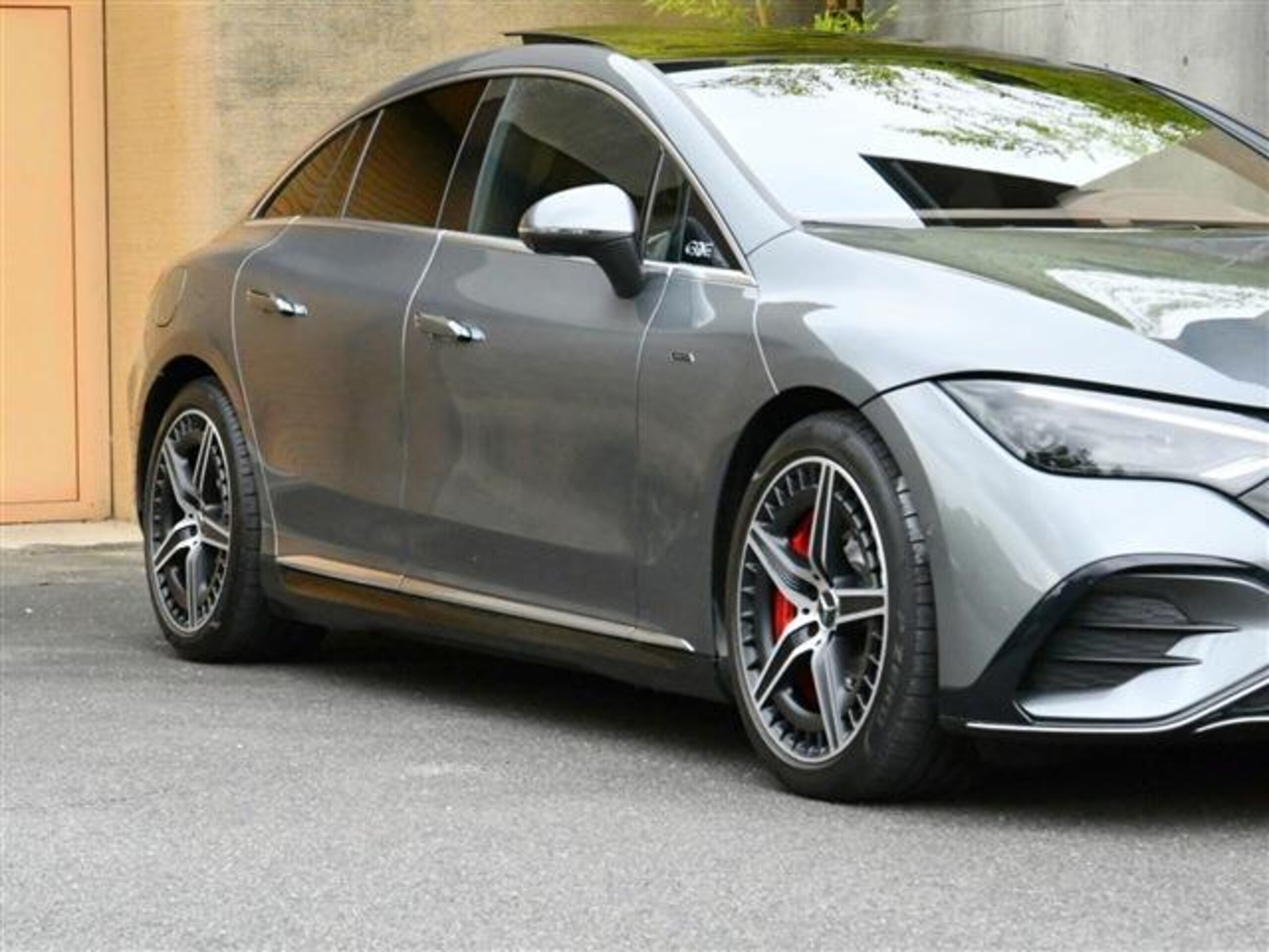 2024 Mercedes-AMG EQE