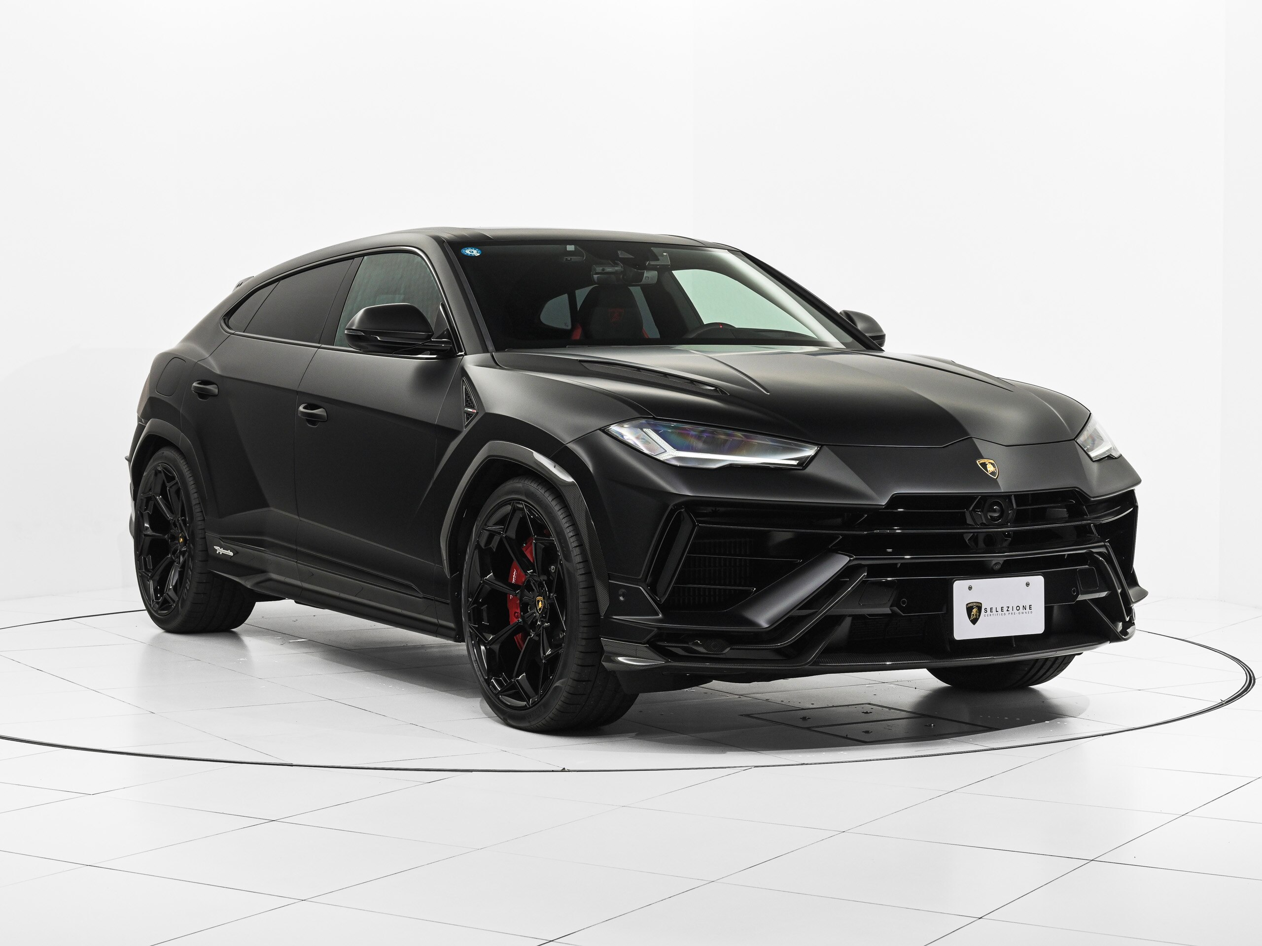 2024 Lamborghini Urus - 2024 لامبورغيني Urus