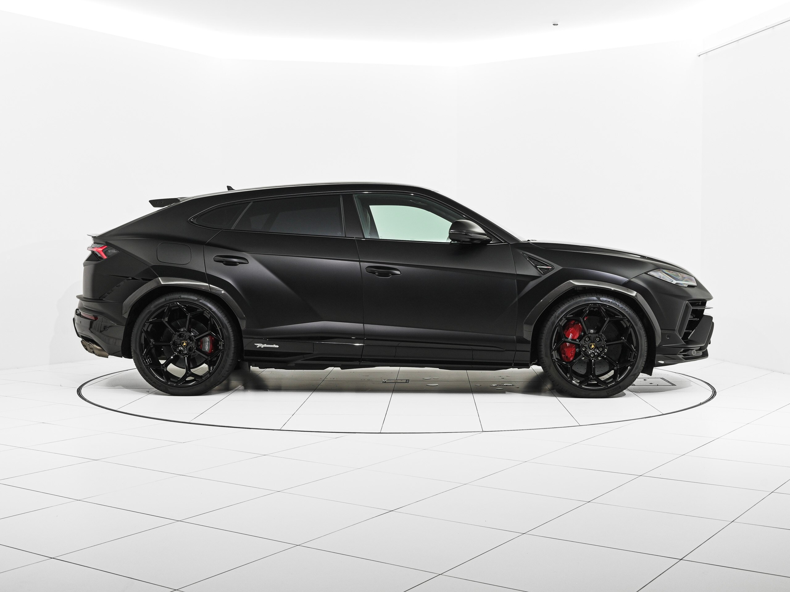2024 Lamborghini Urus - 2024 لامبورغيني Urus