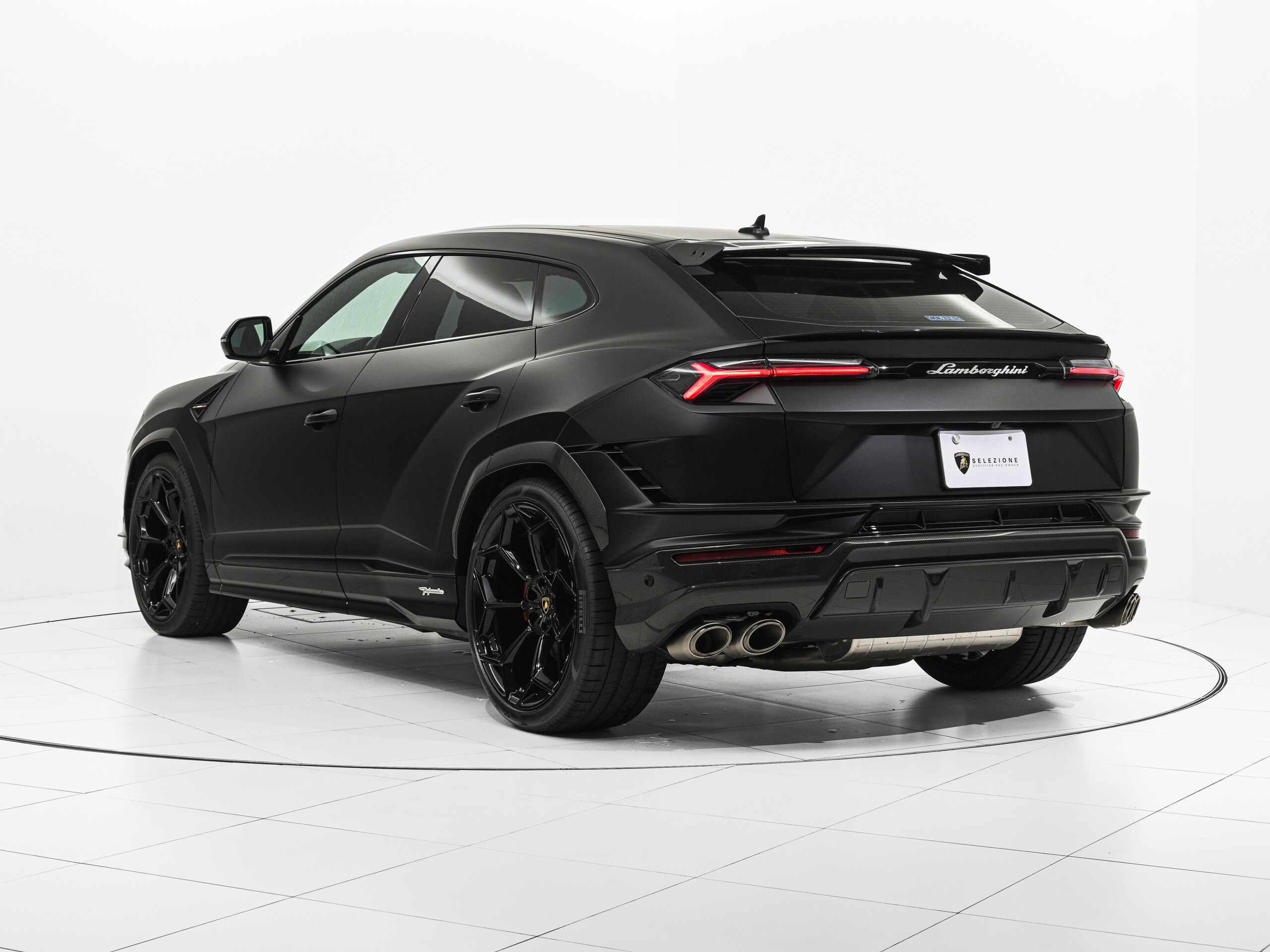2024 Lamborghini Urus - 2024 لامبورغيني Urus