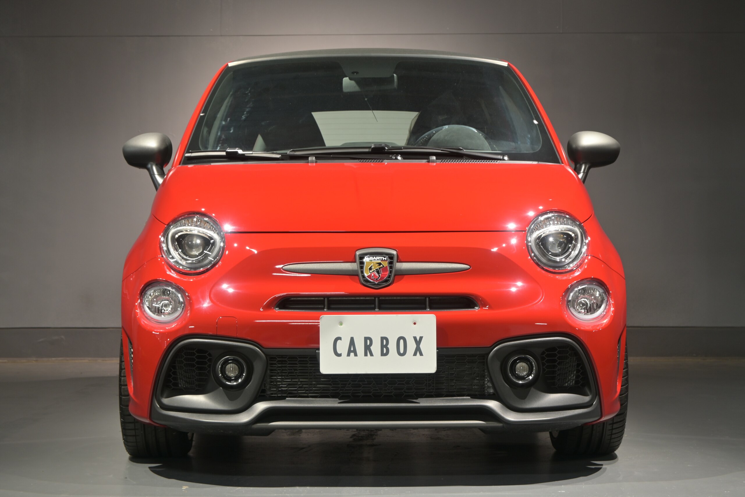 2024 Abarth 695C - アバルト 695C コンペティツィオーネ 左ハンドル MT カーボンバケットシート カープレー