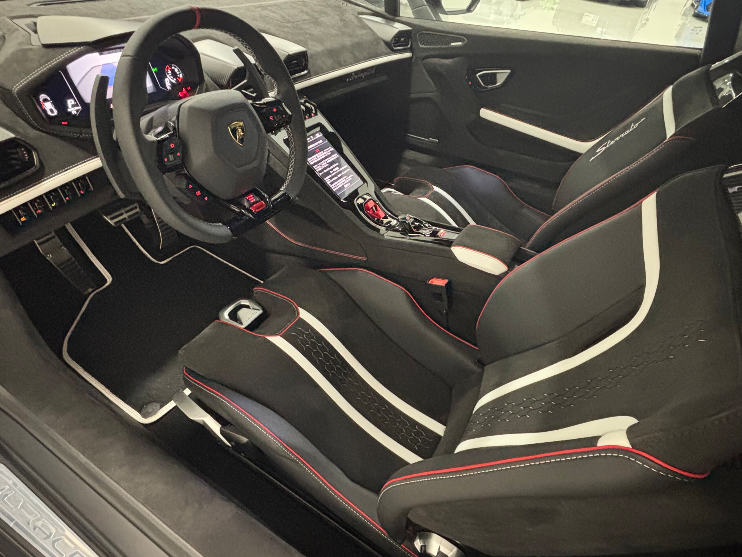 2024 Lamborghini Huracan Sterrato