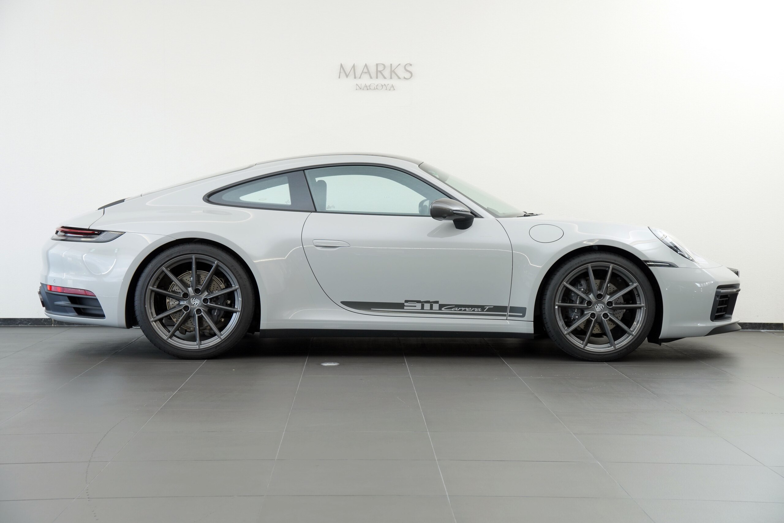 2024 Porsche 911 - ポルシェ 911 カレラT 軽量カーボンルーフ PTV BOSEサウンド スポーツクロノパッケージ スポーツエグゾースト 軽量ガラス PASAスポーツサスペンション