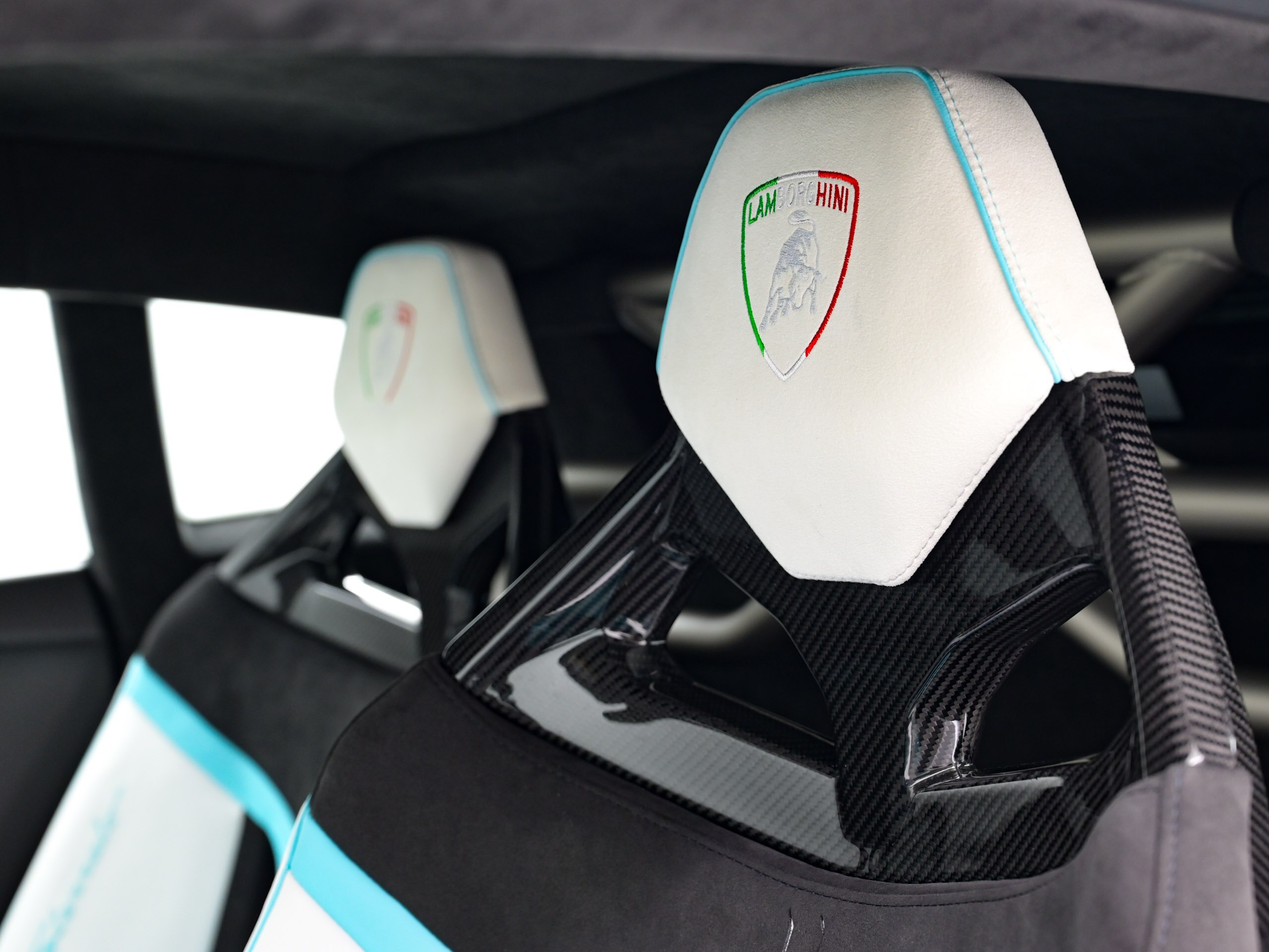 2024 Lamborghini Huracan Sterrato - ランボルギーニ ウラカンステラート (LDF) 4WD Celeste Sufax