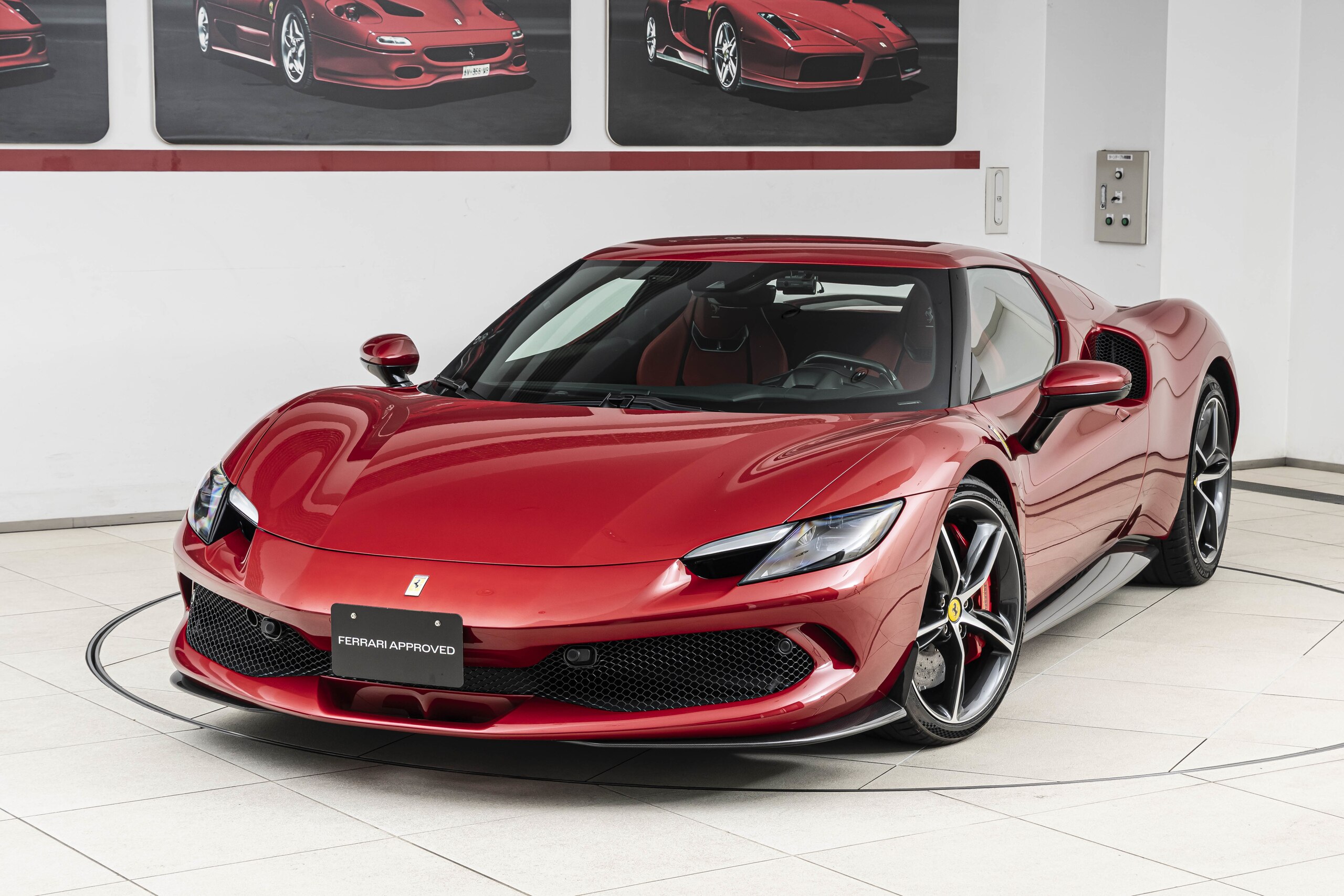 2024 Ferrari 296GTB - フェラーリ 296GTB F1 DCT Rosso Imola 3年残価75パーセント買取保証プログラム カーボンファイバーステアリングホイールLED 付き カーボンファイバーフロントスポイラー カーボンファイバーエンジンルーム サスペンションリフト