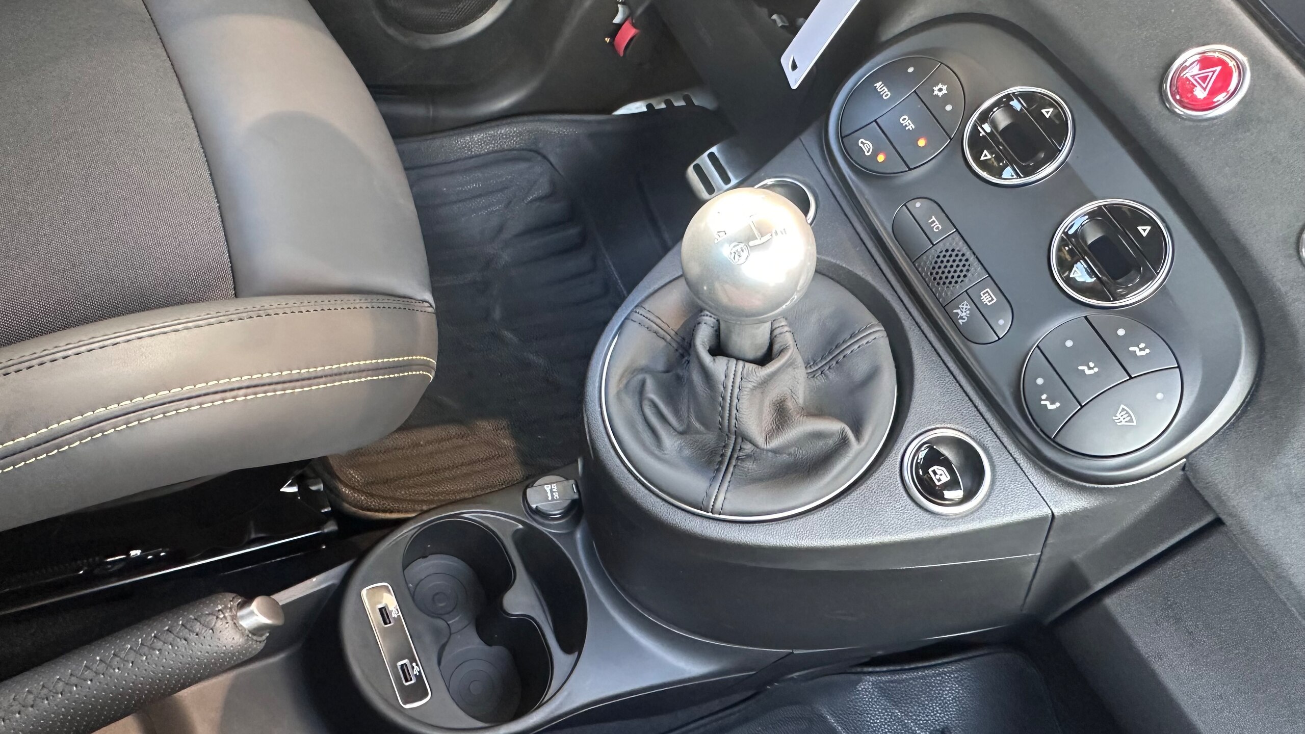 2024 Abarth 695 75th Anniversario