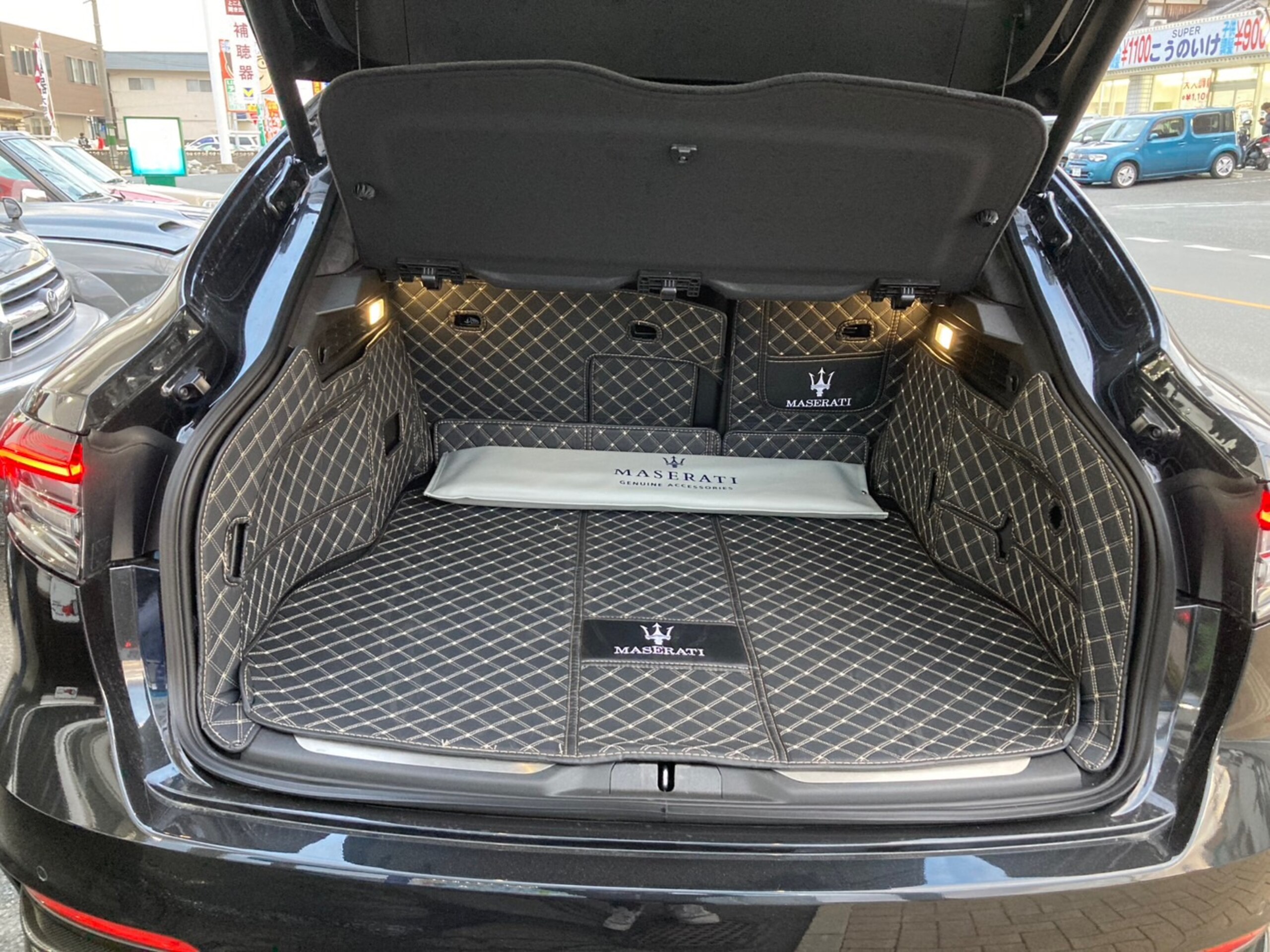 2024 Maserati Levante - 2024 مازيراتي Levante
