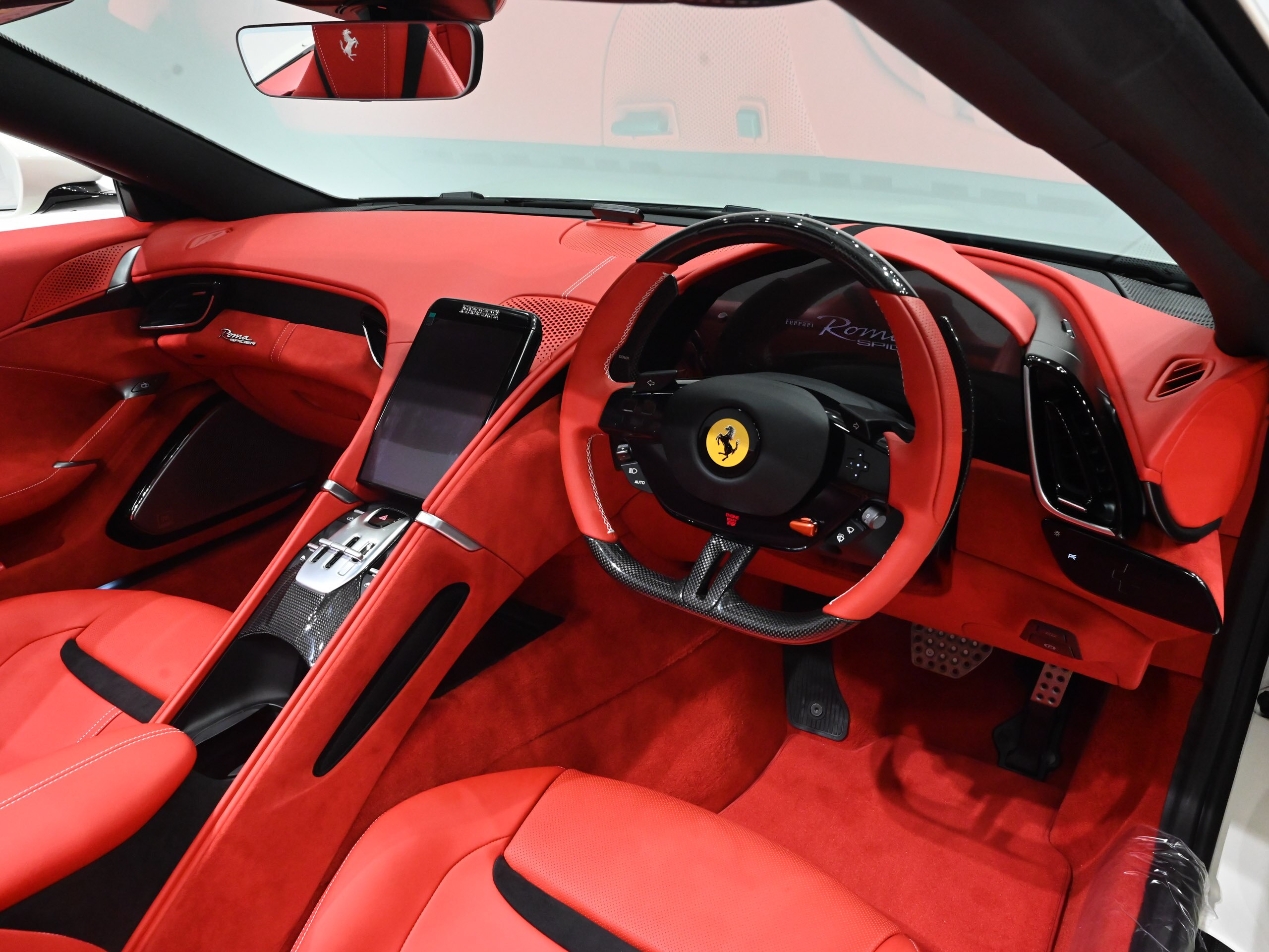 2024 Ferrari RomaSpider - 2024 فيراري RomaSpider