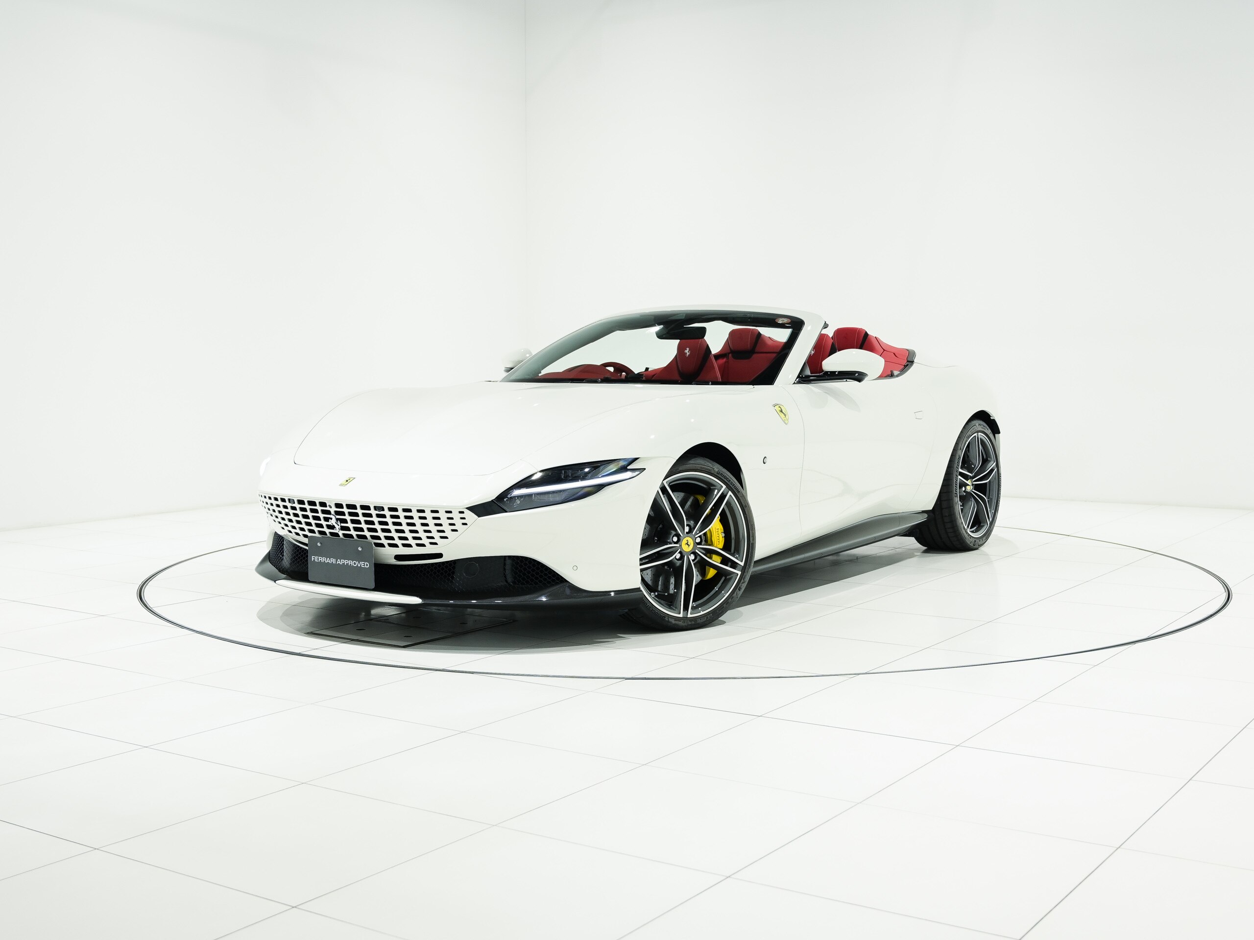 2024 Ferrari RomaSpider - 2024 فيراري RomaSpider