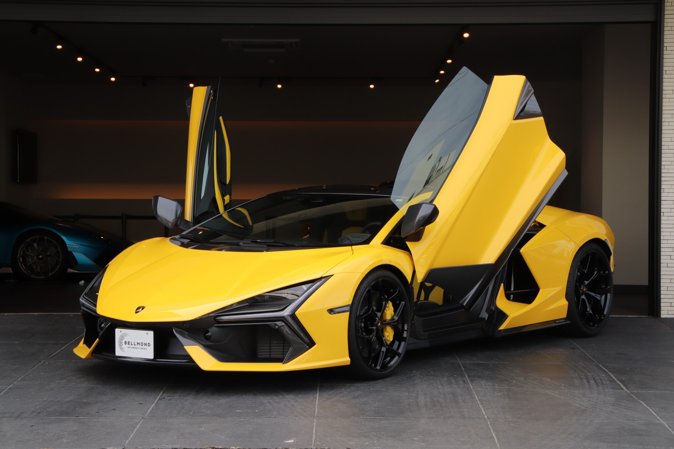 2024 Lamborghini Revuelto - 2024 لامبورغيني Revuelto