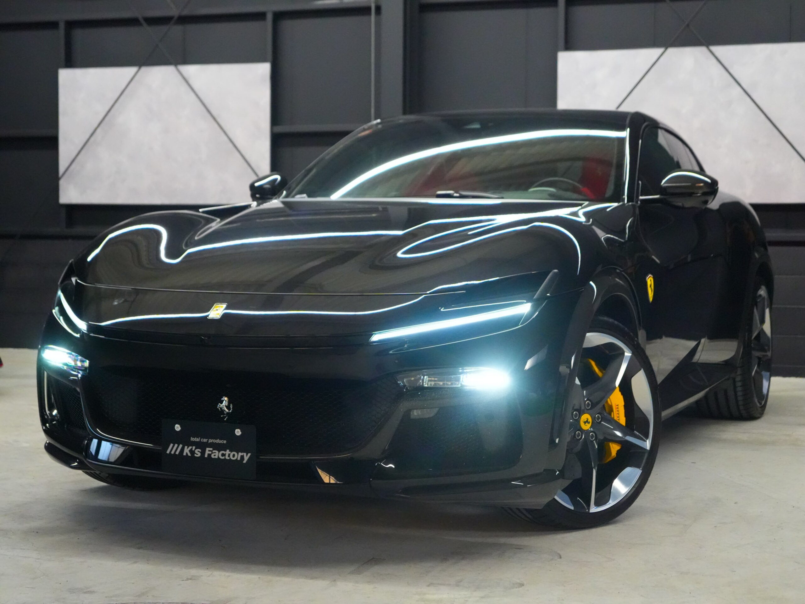 2024 Ferrari Purosangue - 2024 فيراري Purosangue