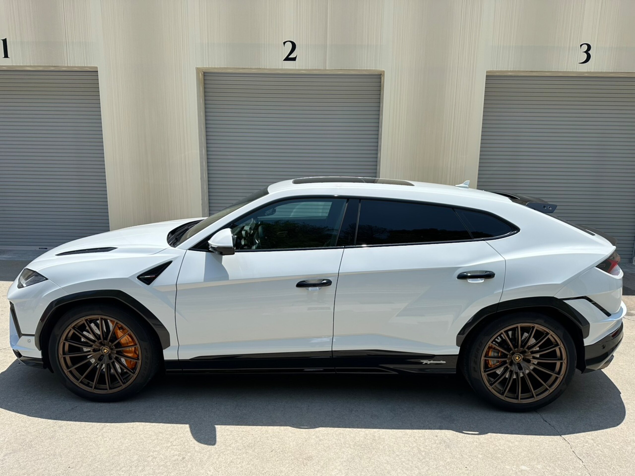 2024 Lamborghini Urus - 2024 لامبورغيني Urus