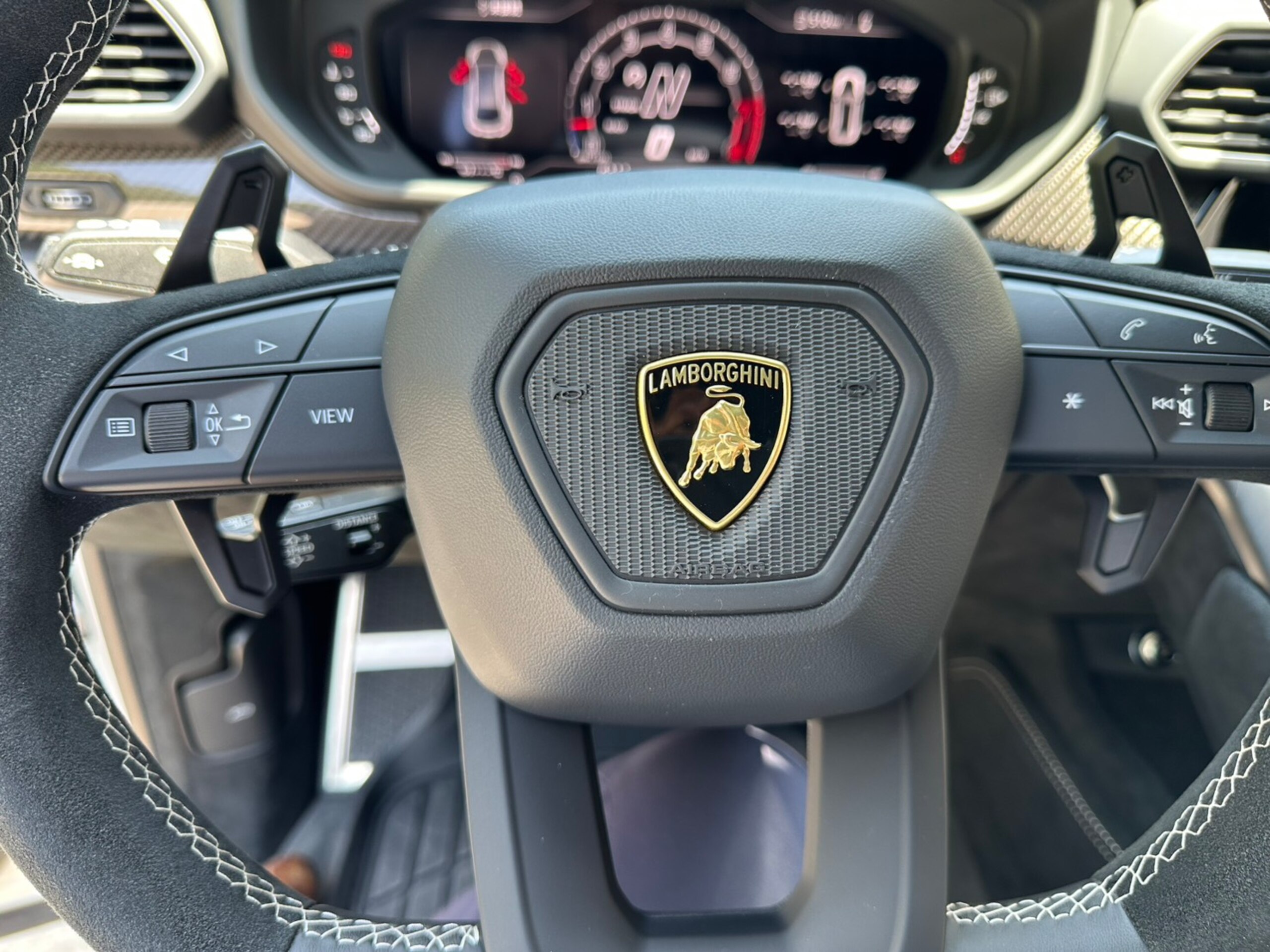 2024 Lamborghini Urus - 2024 لامبورغيني Urus