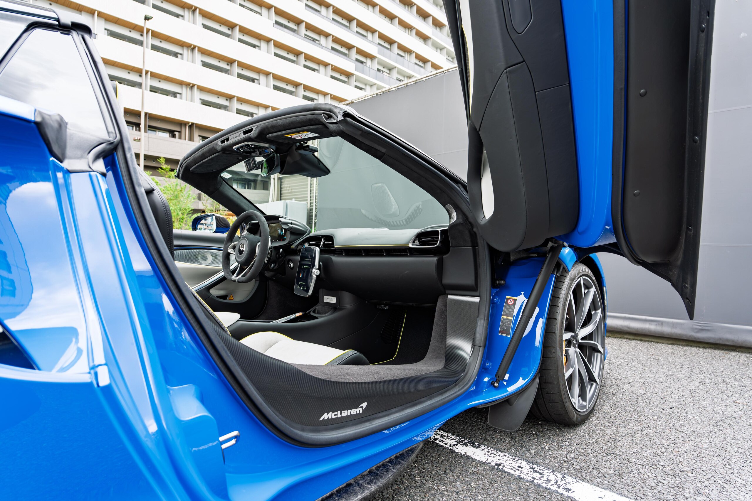 2024 McLaren Artura Spider - 2024 ماكلارين Artura Spider