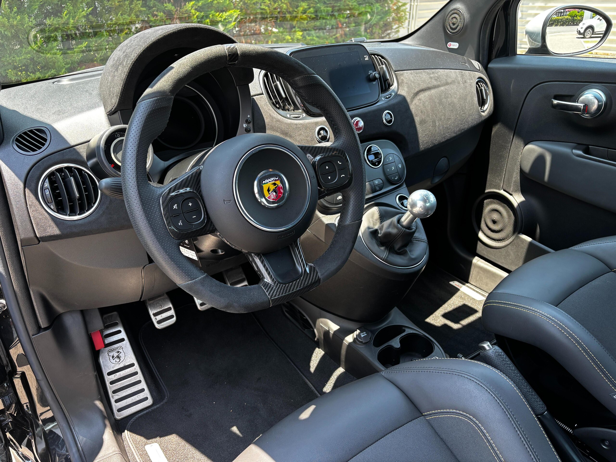 2024 Abarth 695 75th Anniversario