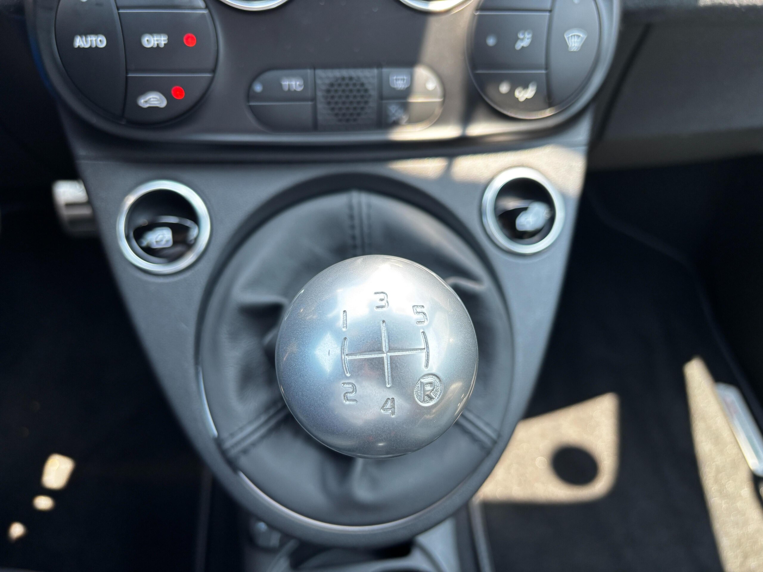 2024 Abarth 695 75th Anniversario