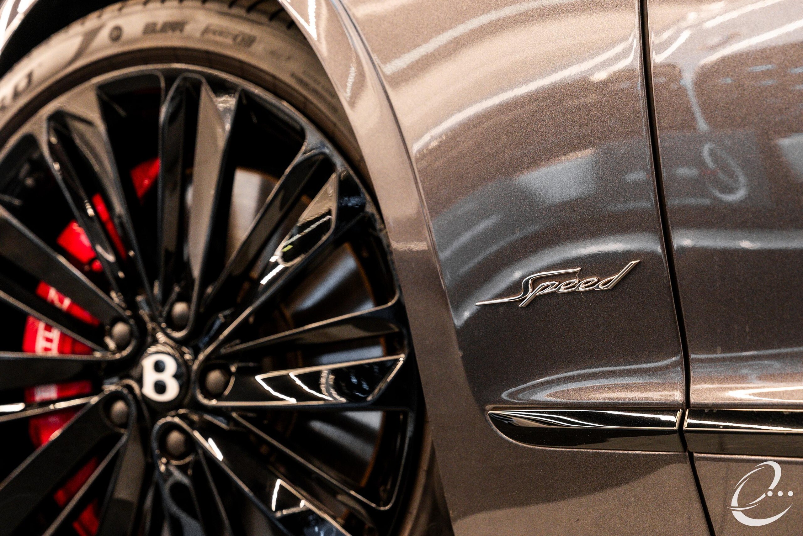 2024 Bentley Flying Spur - 2024 بنتلي Flying Spur