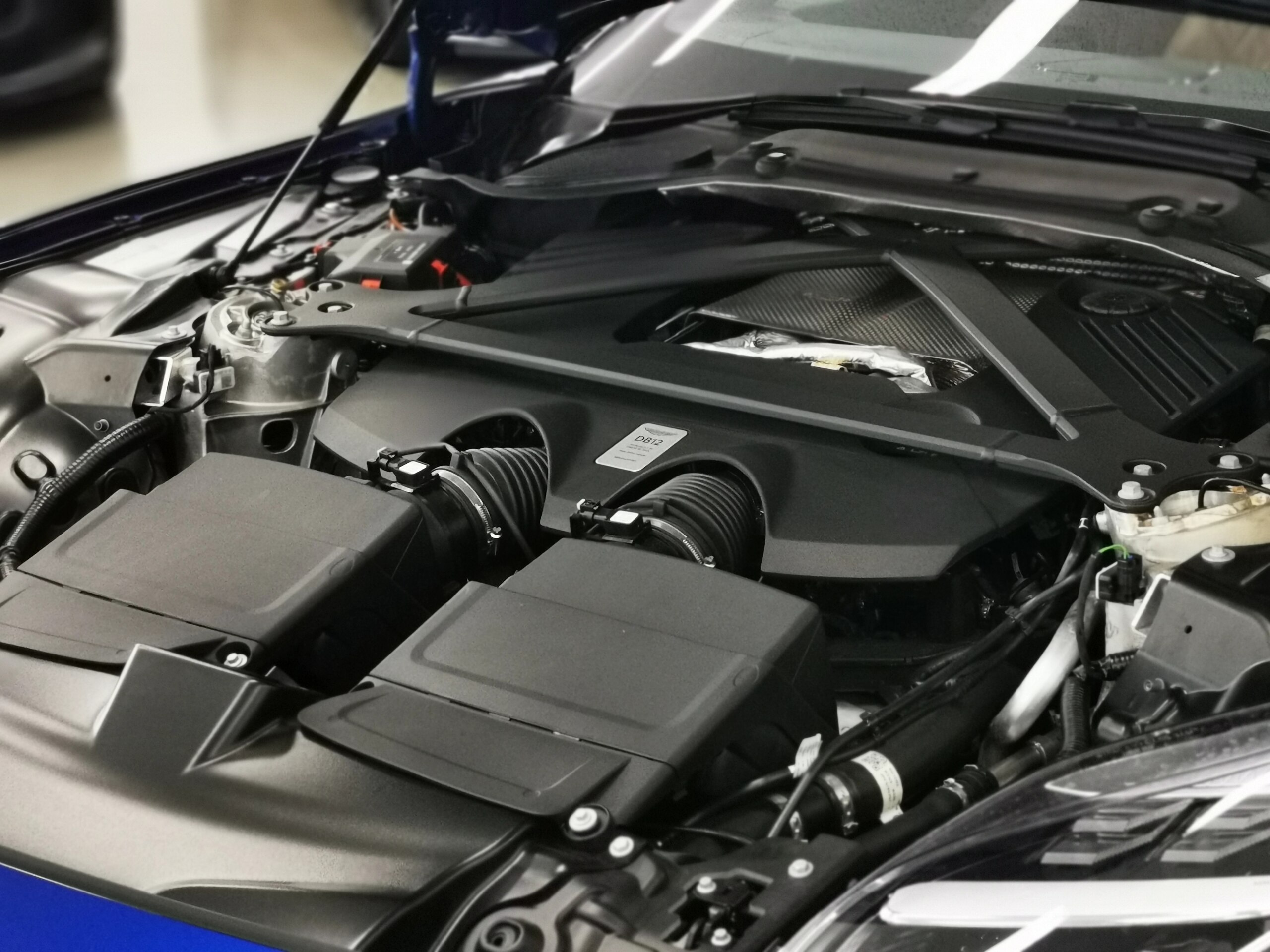 2024 Aston Martin DB12