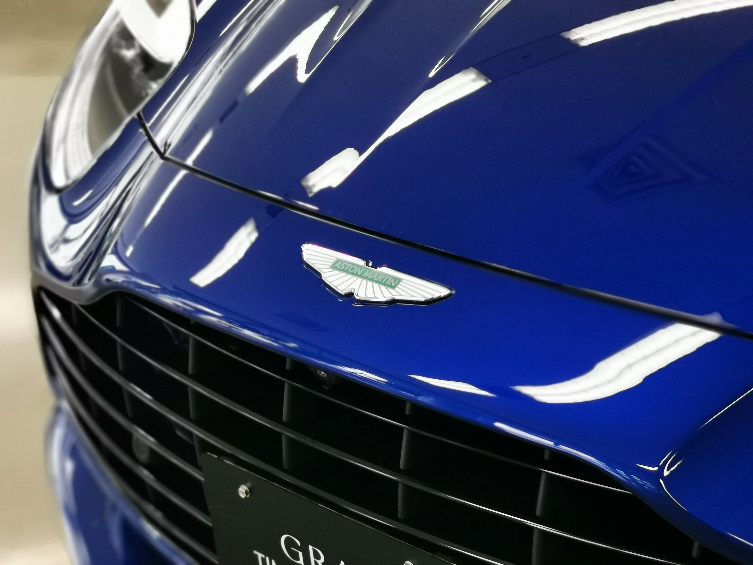 2024 Aston Martin DB12