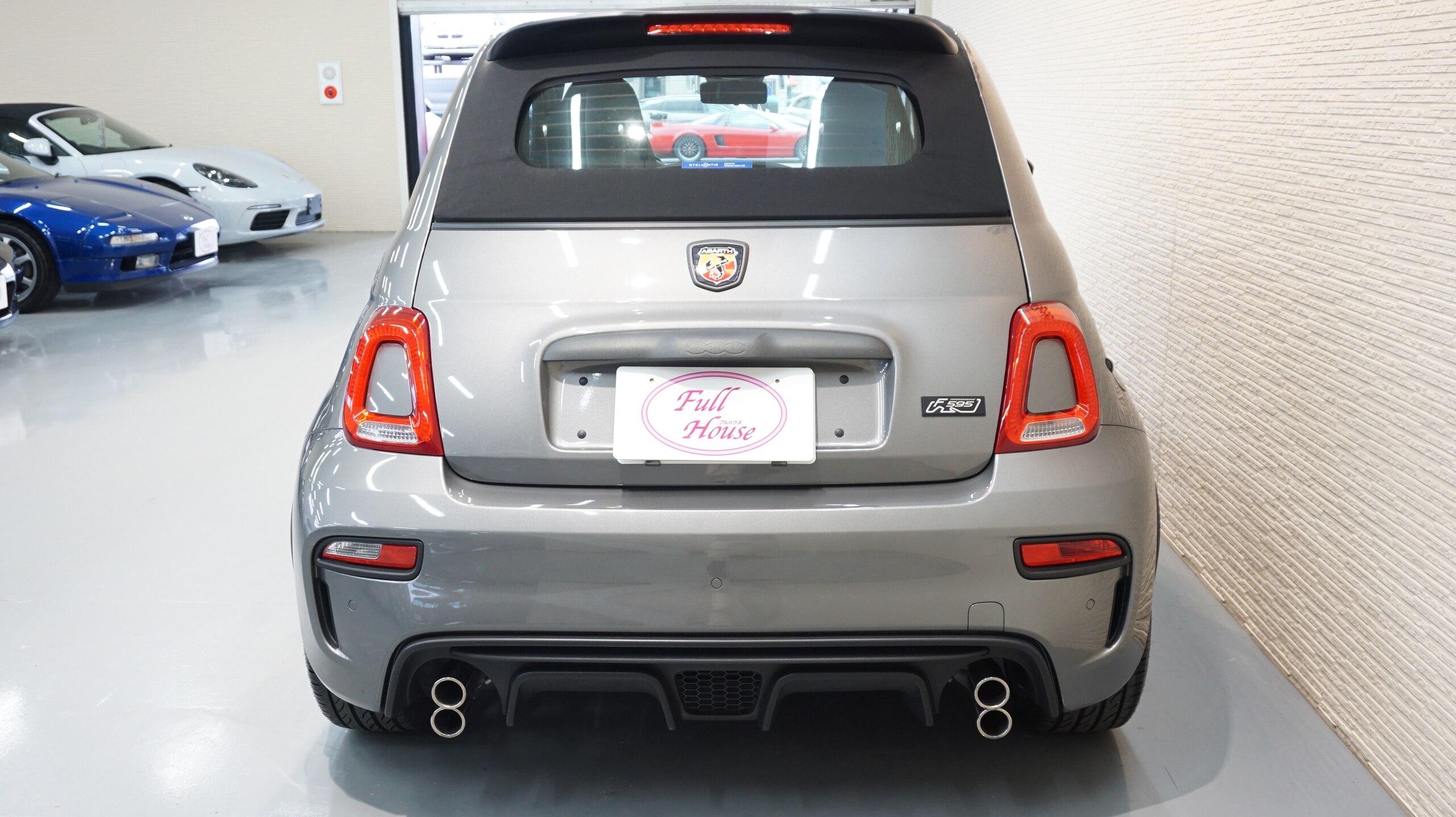 2024 Abarth 595C - アバルト 595C F595C ワンオーナー アップルカープレイ バックソナー キセノン beatsサウンド サイドデカール キーレス ETC