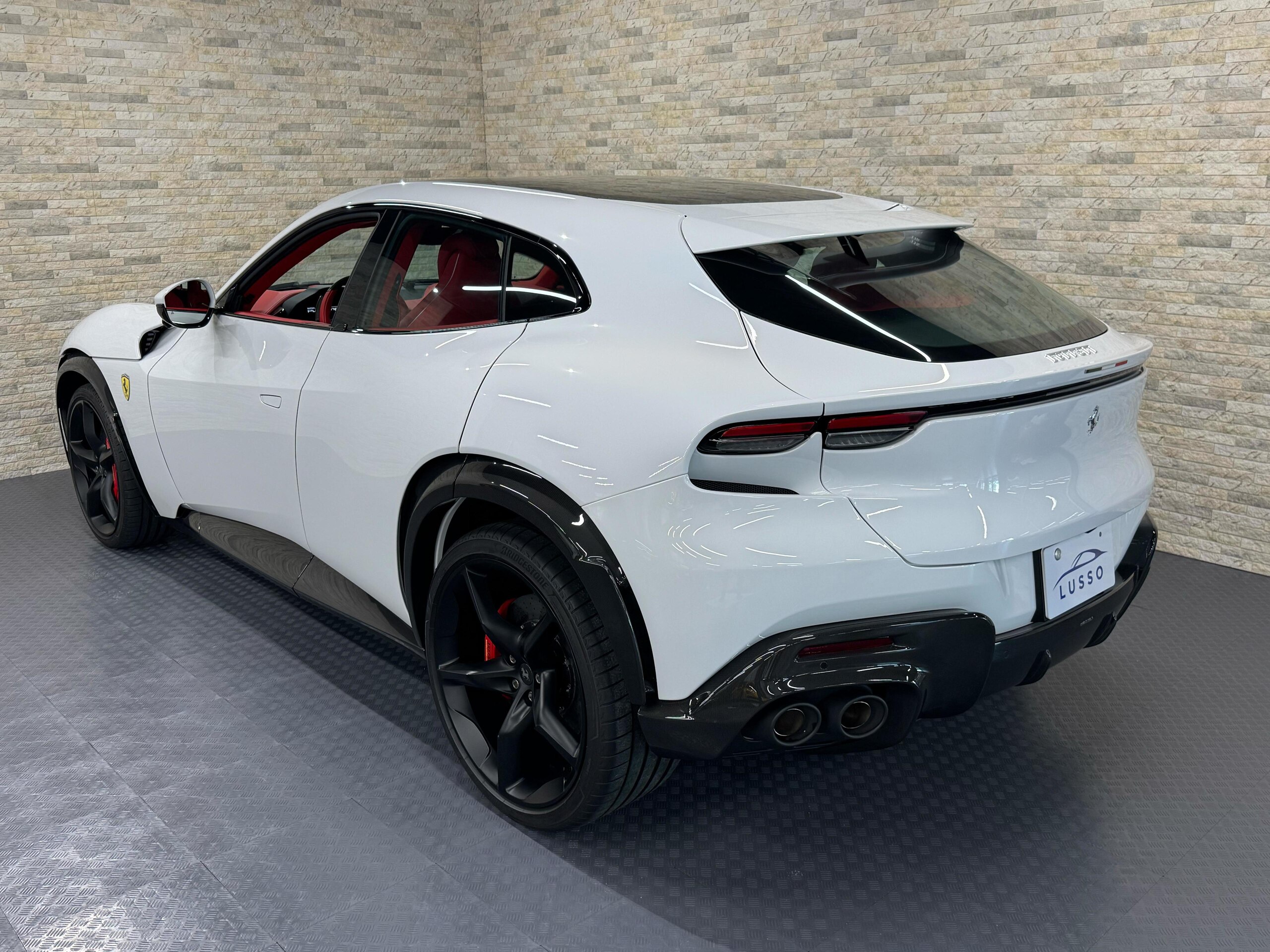 2024 Ferrari Purosangue - 2024 فيراري Purosangue