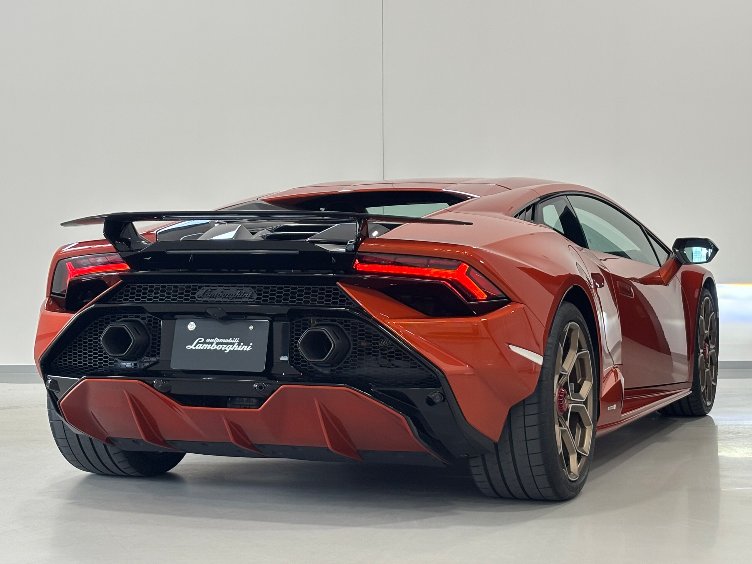 2024 Lamborghini Huracan - 2024 لامبورغيني Huracan