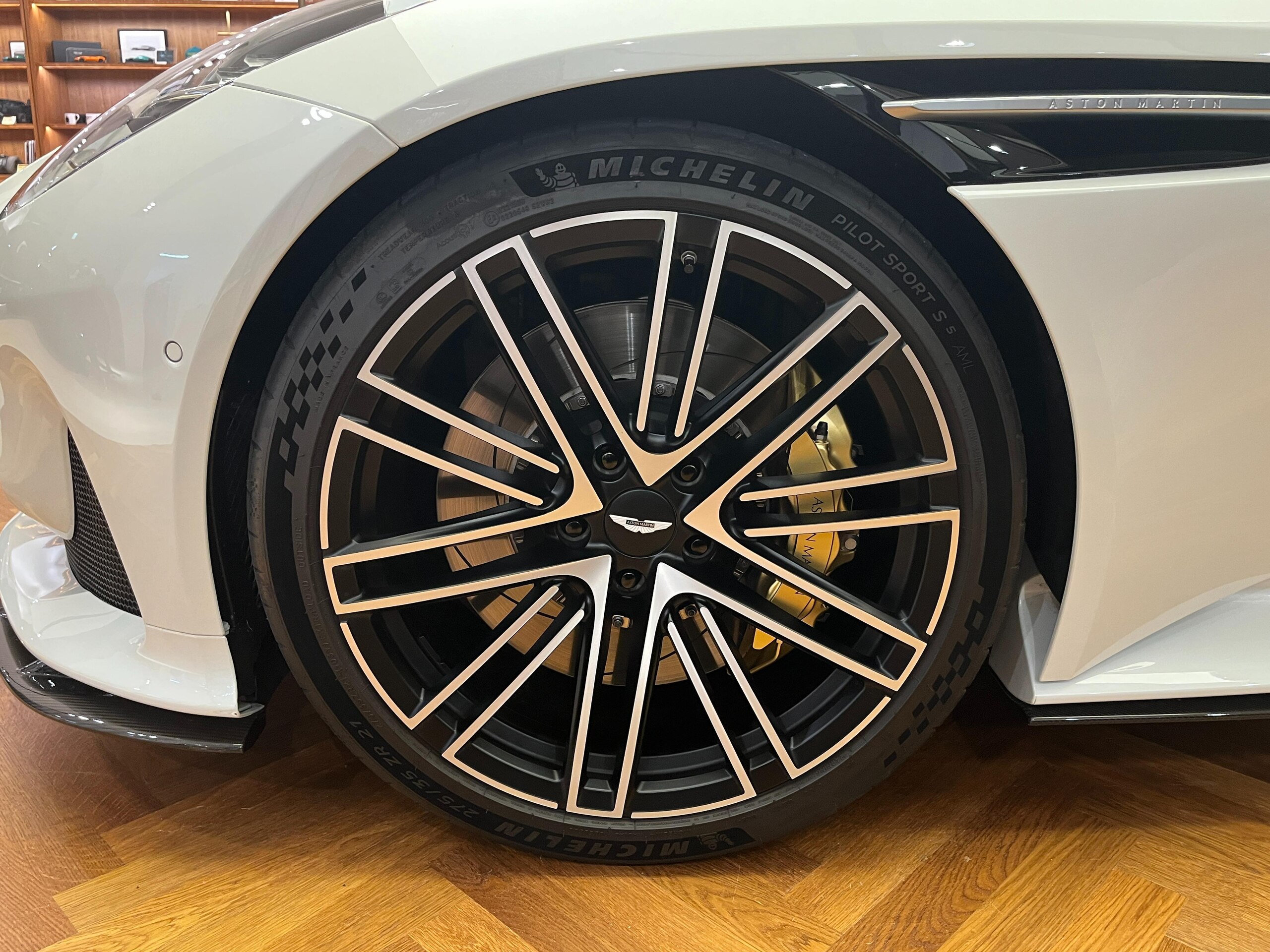 2024 Aston Martin DB12 Volante - アストンマーティン DB12ヴォランテ 左H OP614