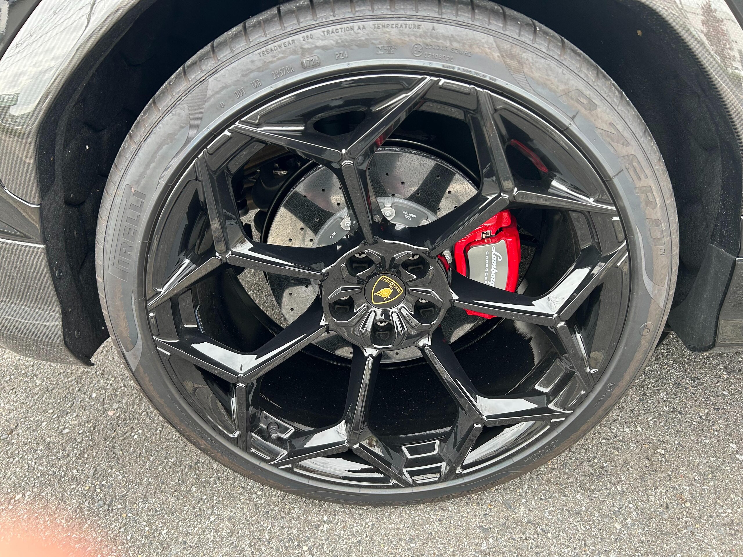 2024 Lamborghini Urus