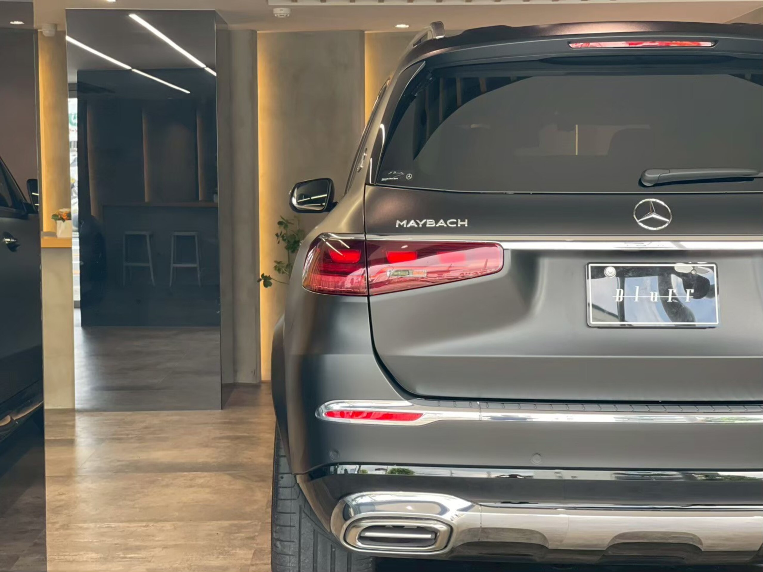 2024 Mercedes-Maybach GLS - メルセデス・マイバッハ GLS 600 4マチック (ISG搭載モデル) ファーストクラスパッケージ 4WD MP202402 レーダーセーフティーPKG 4人乗 左右独立シート 格納式テーブル クーリングボックス 専用シャンパングラス格納 パノラミックスライディングルーフ リラクゼーション機能 シートヒータープラス